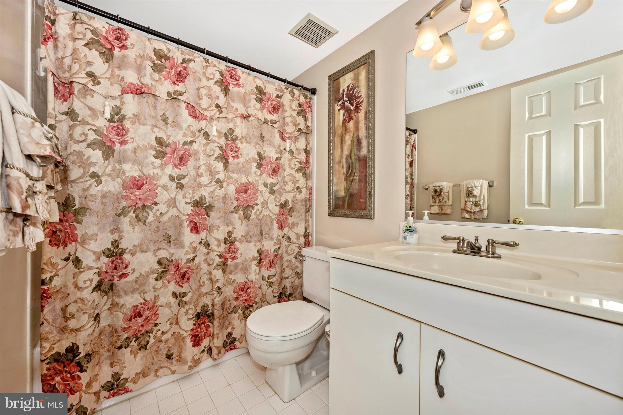 WOODLAND VILLAGE - Residential