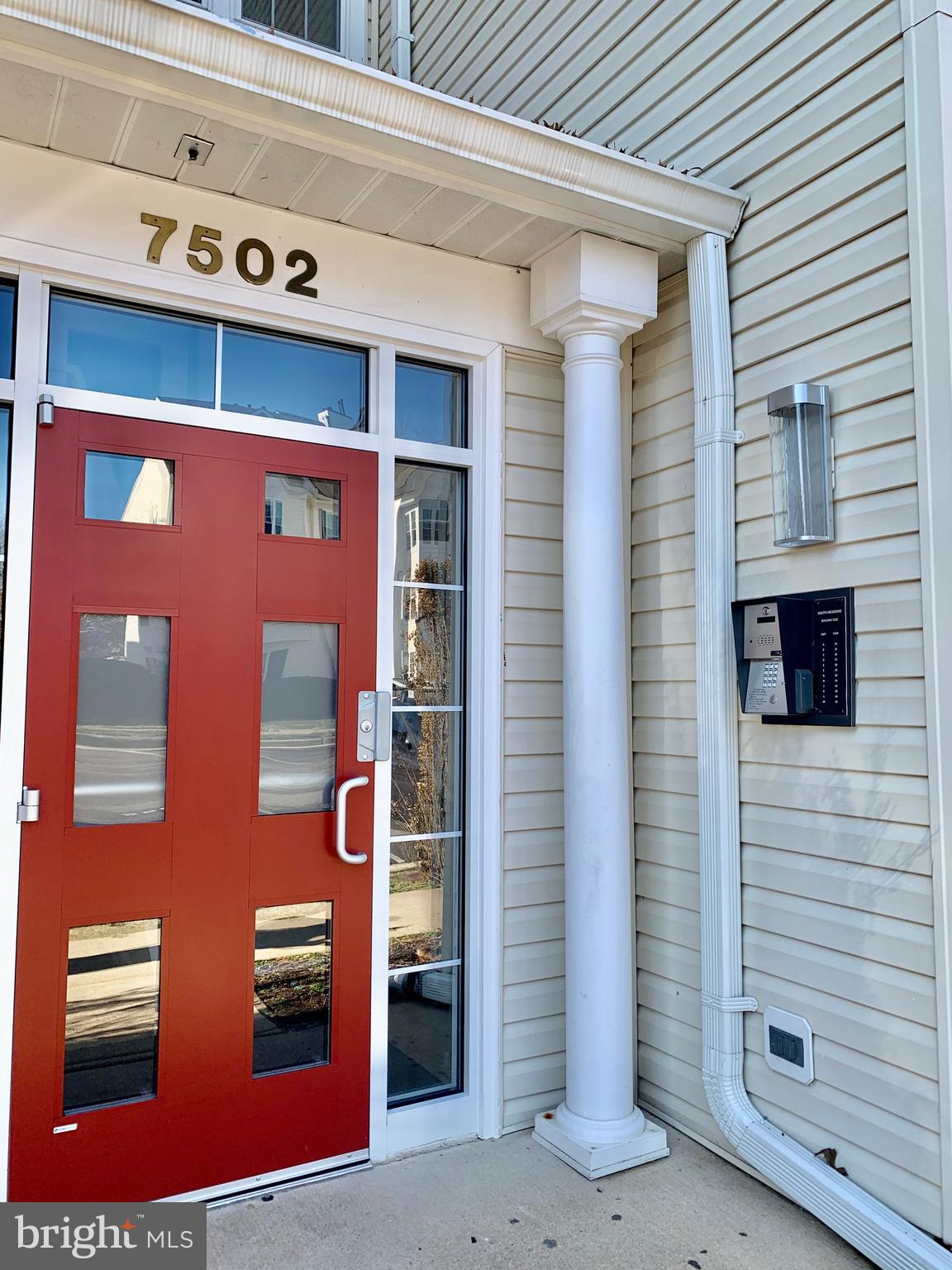 SOUTH MEADOWS - Residential Lease