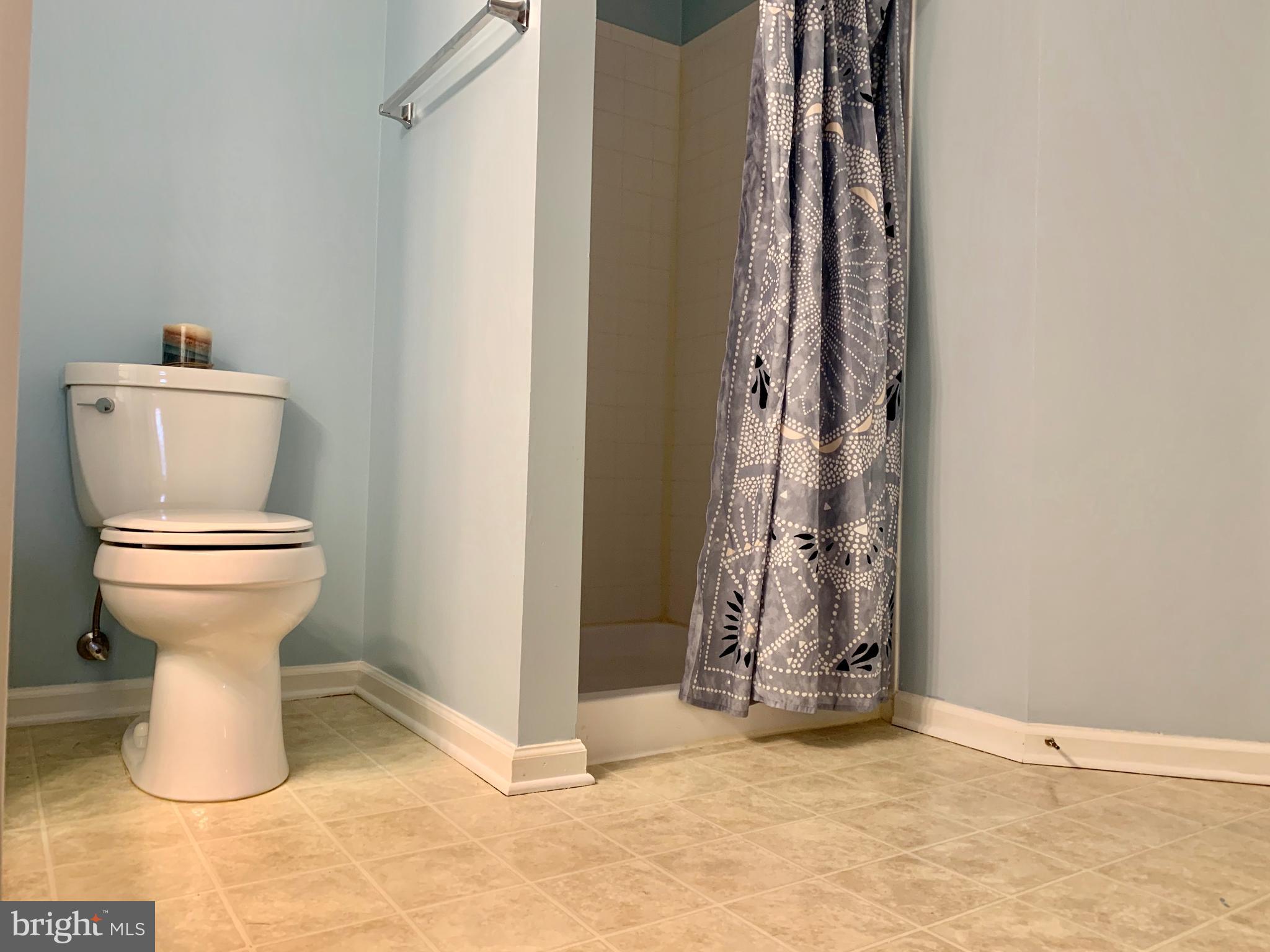 SOUTH MEADOWS - Residential Lease