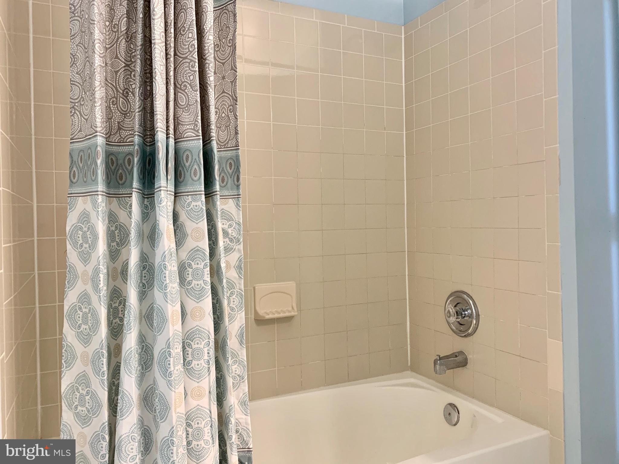 SOUTH MEADOWS - Residential Lease