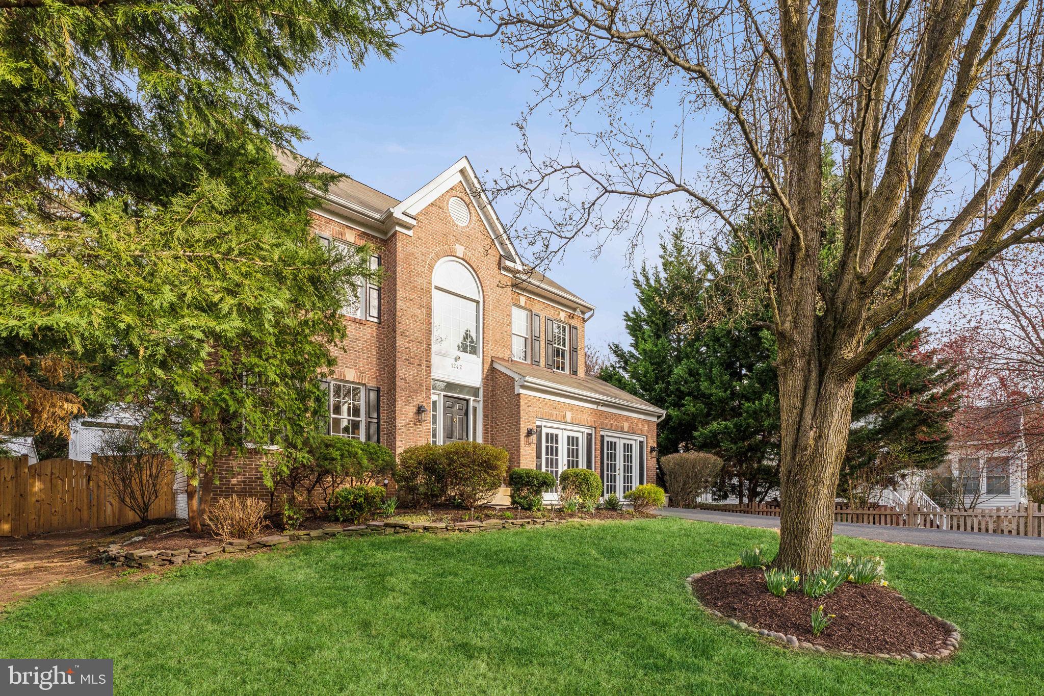 1242 OLDE TOWNE ROAD