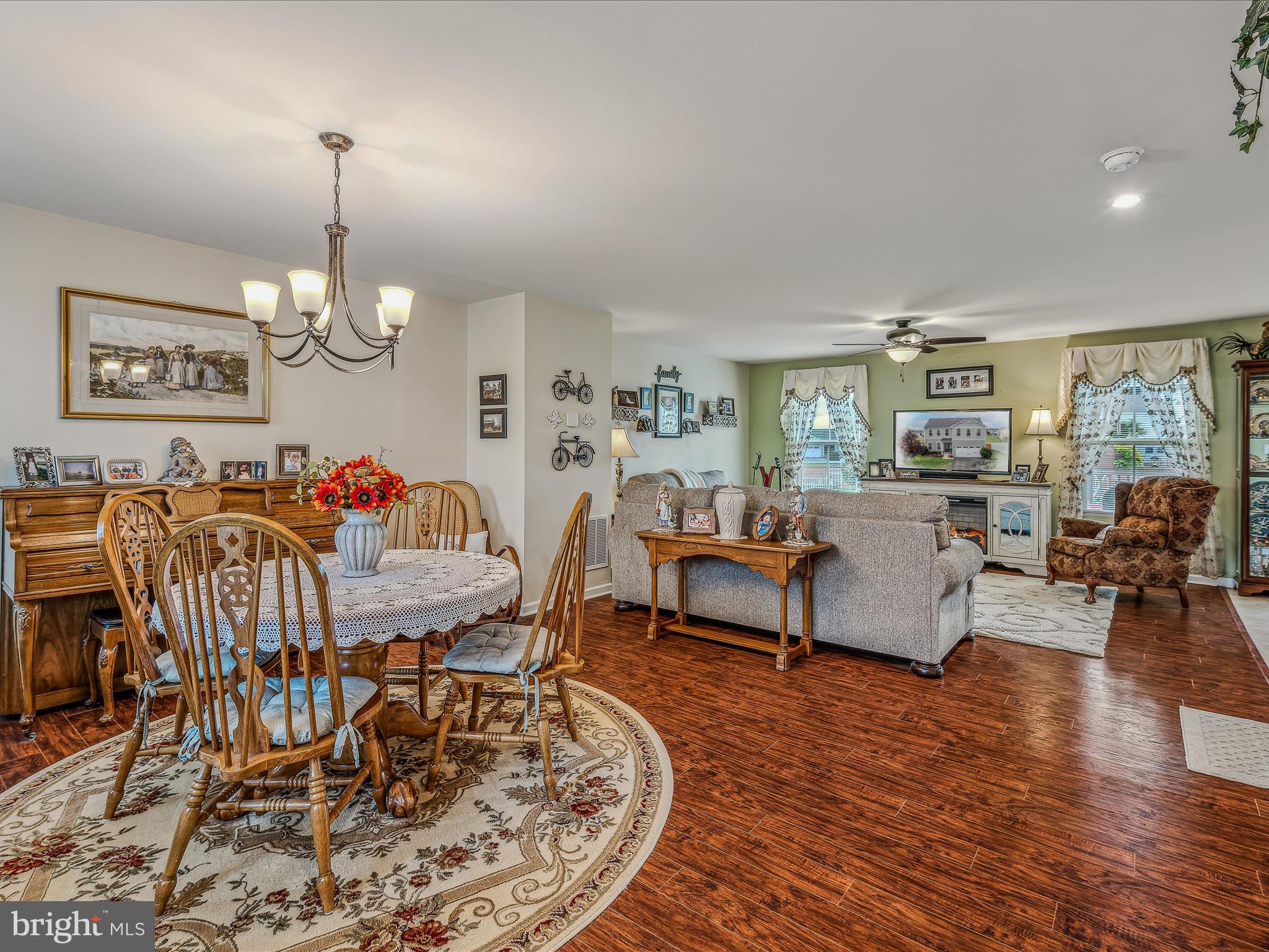 CHANDLERS GLEN - Residential