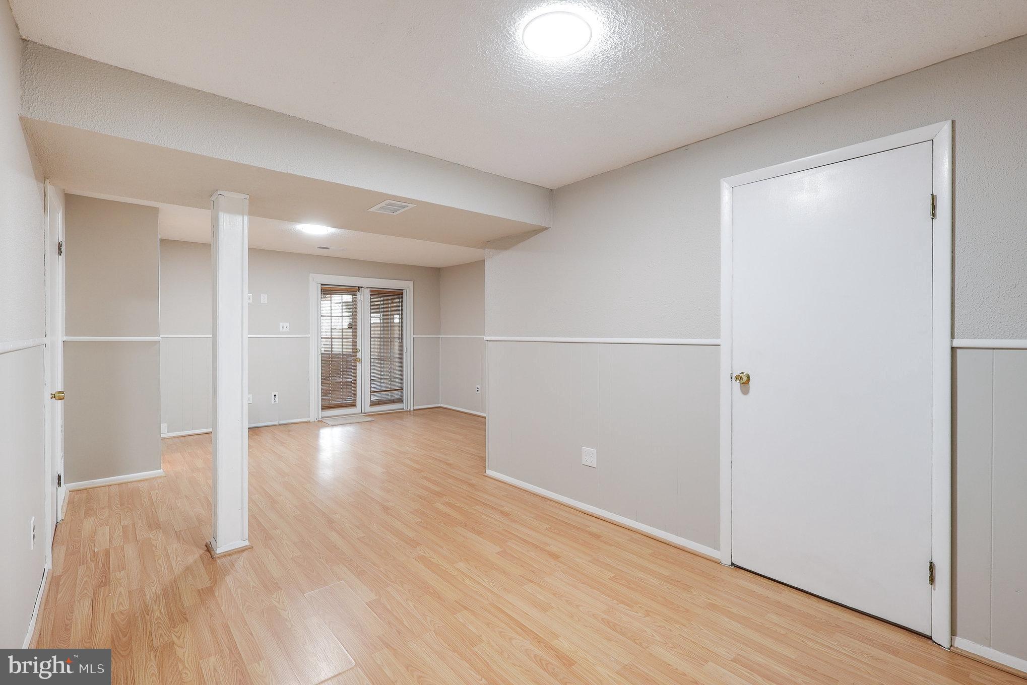 ROLLING BROOK - Residential