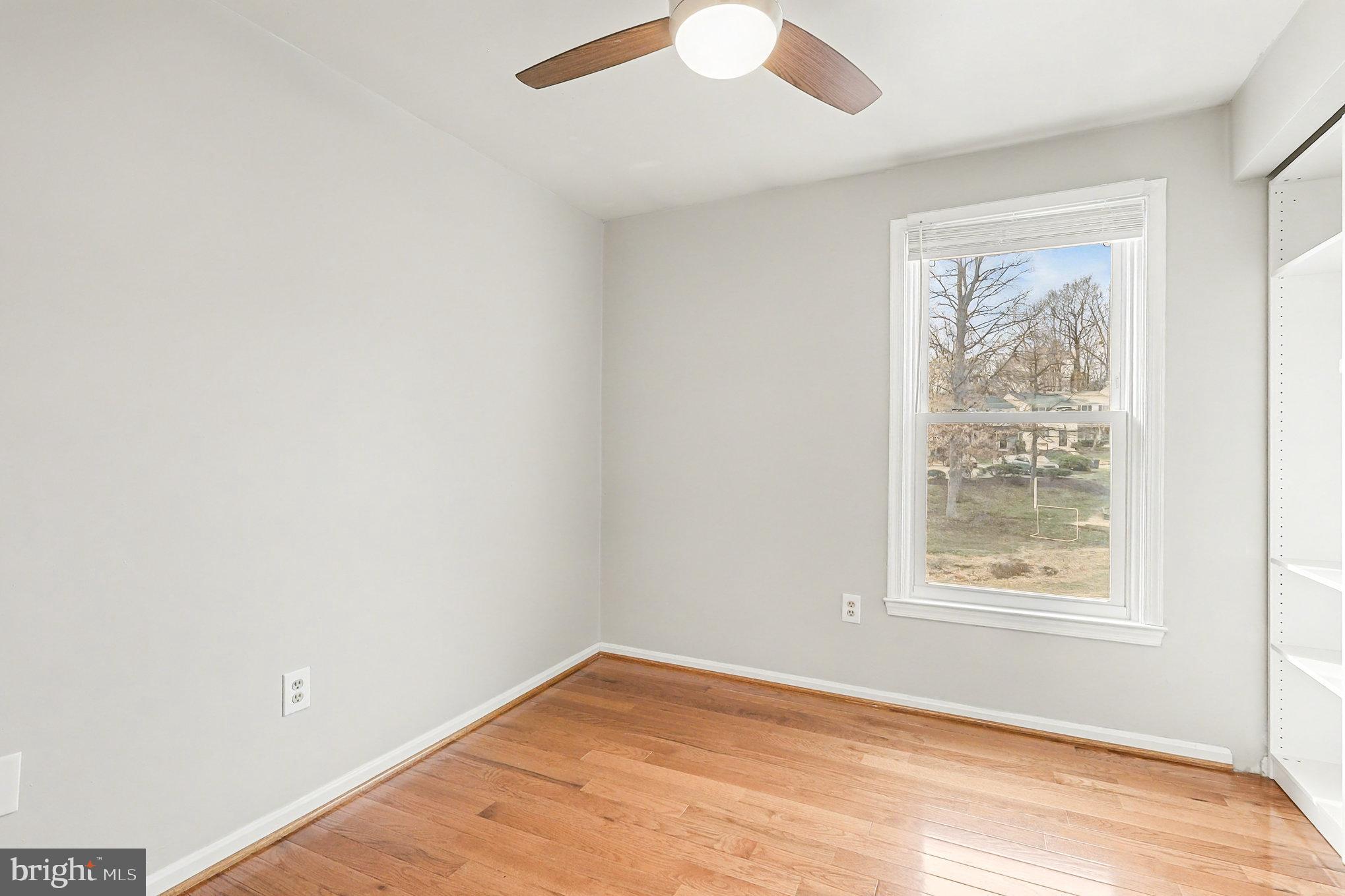 ROLLING BROOK - Residential