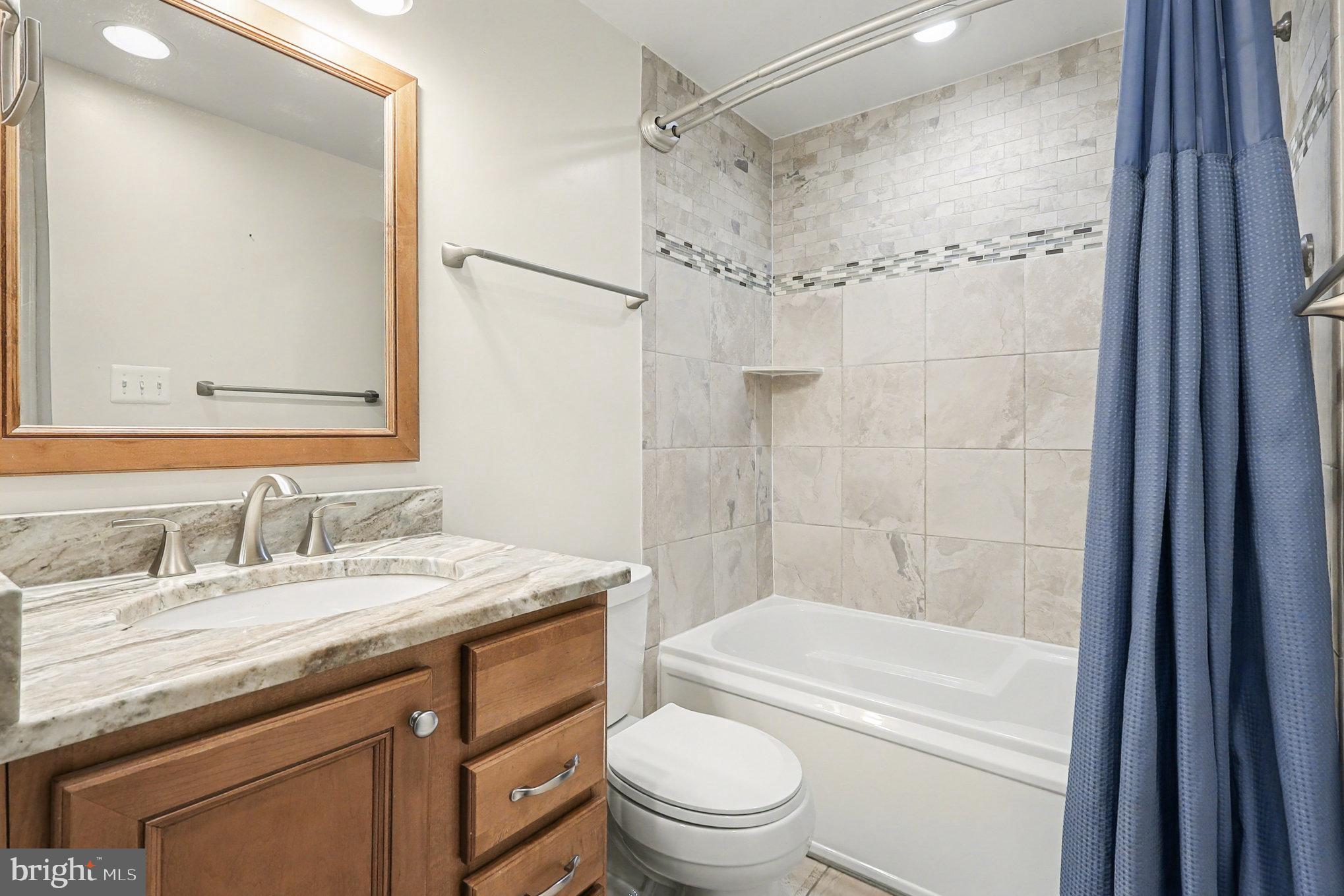 ROLLING BROOK - Residential