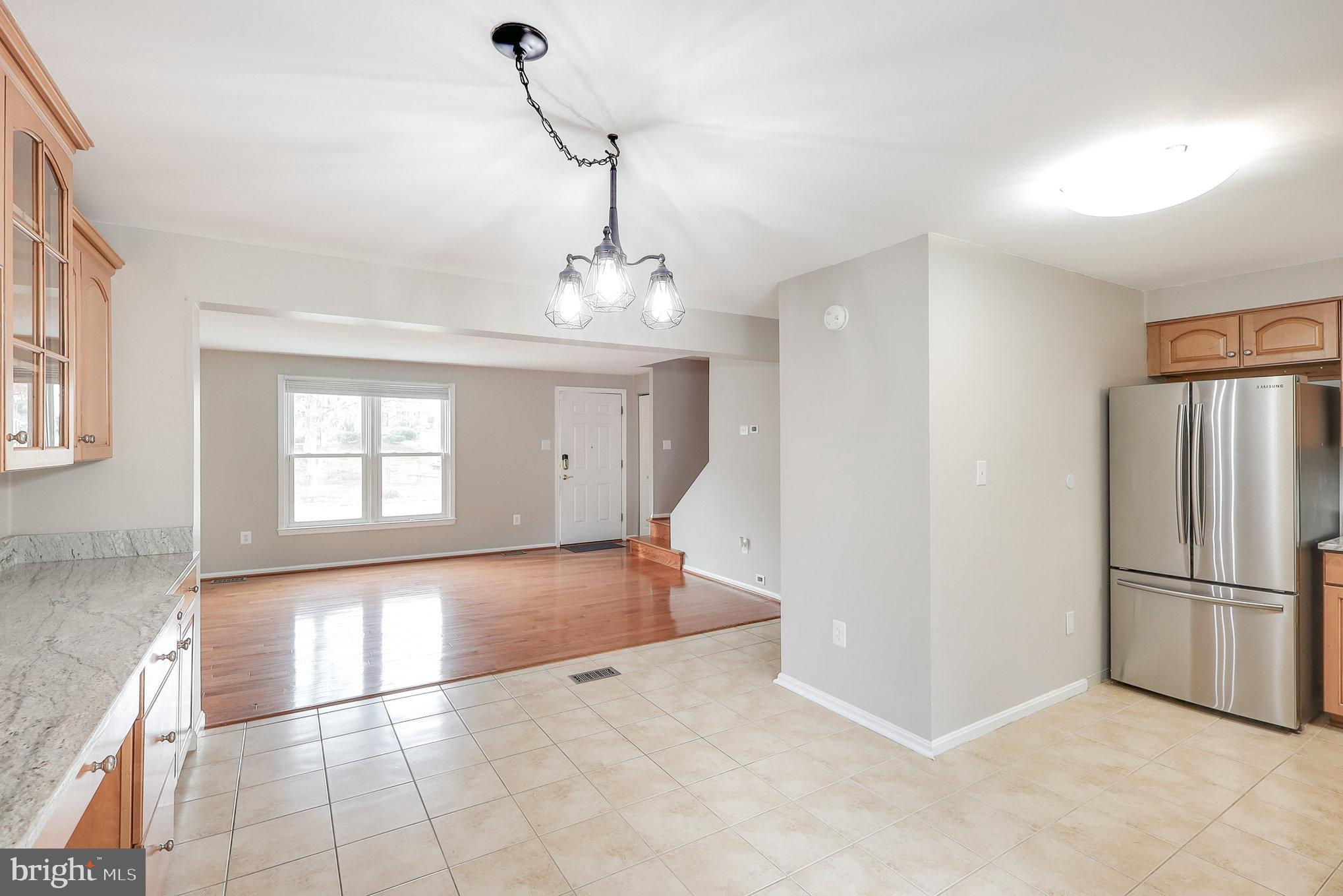 1904 POHICK CREEK COURT