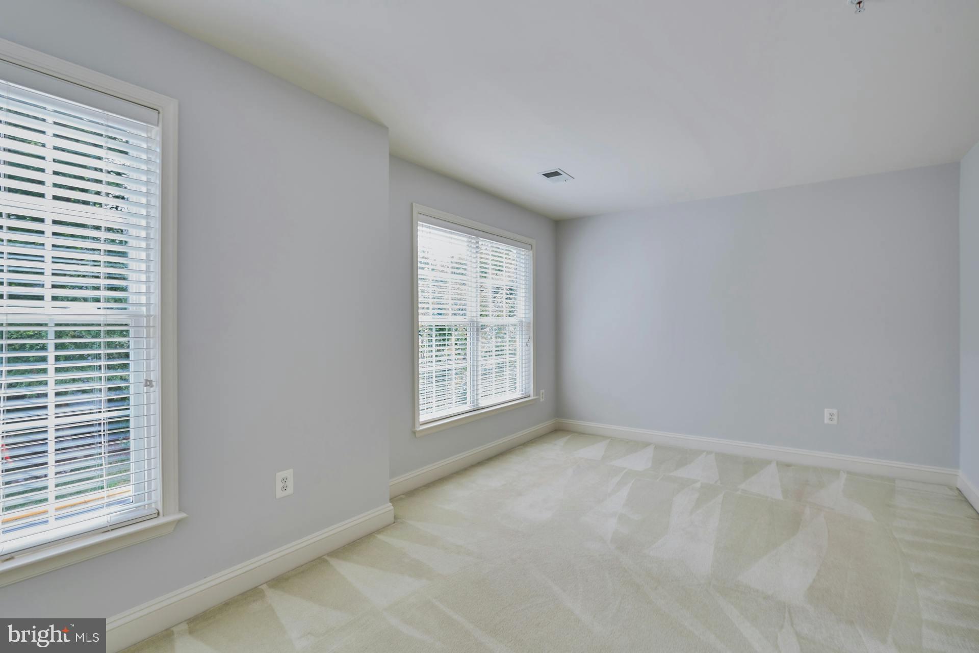 BARRISTER'S KEEPE - Residential