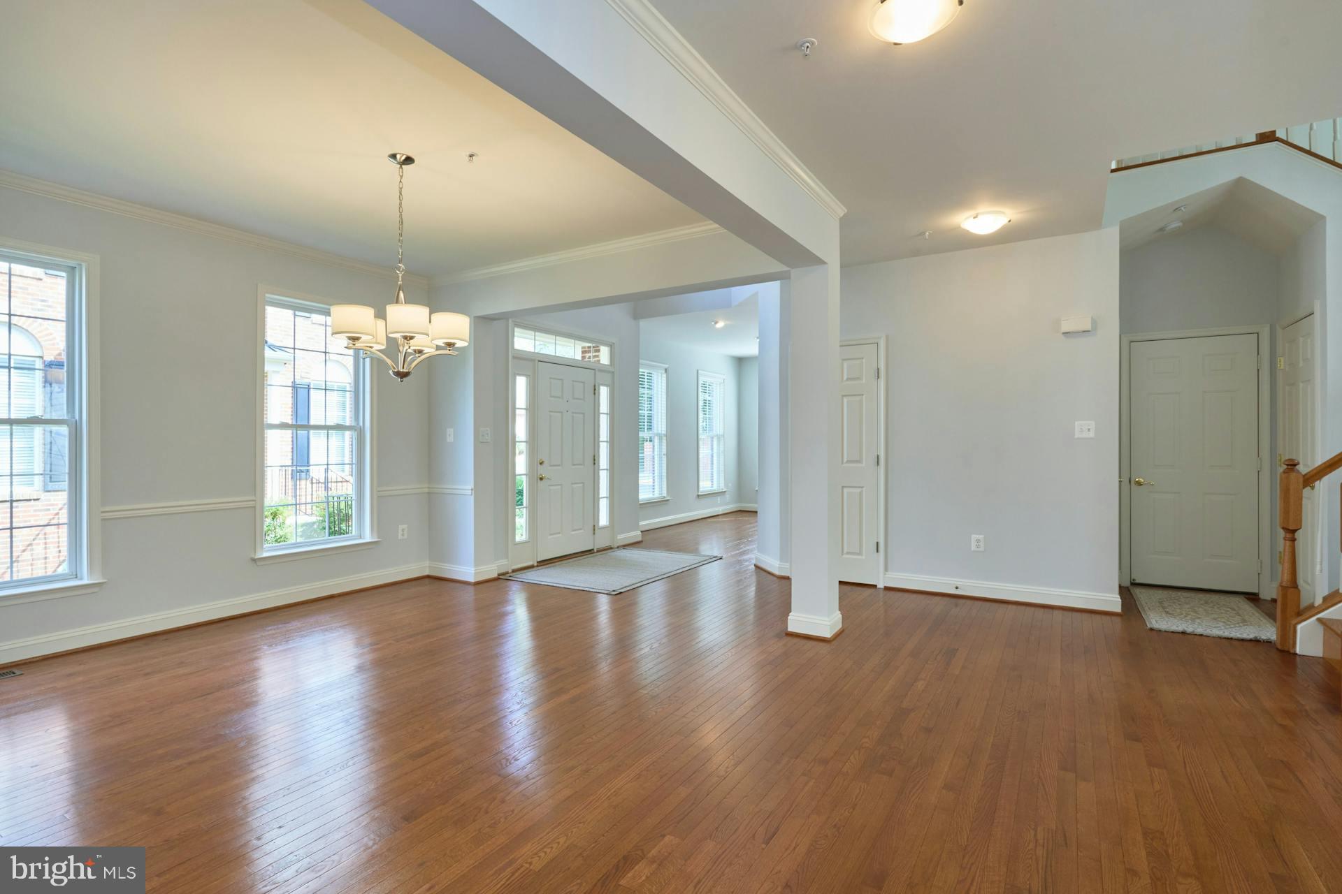 BARRISTER'S KEEPE - Residential