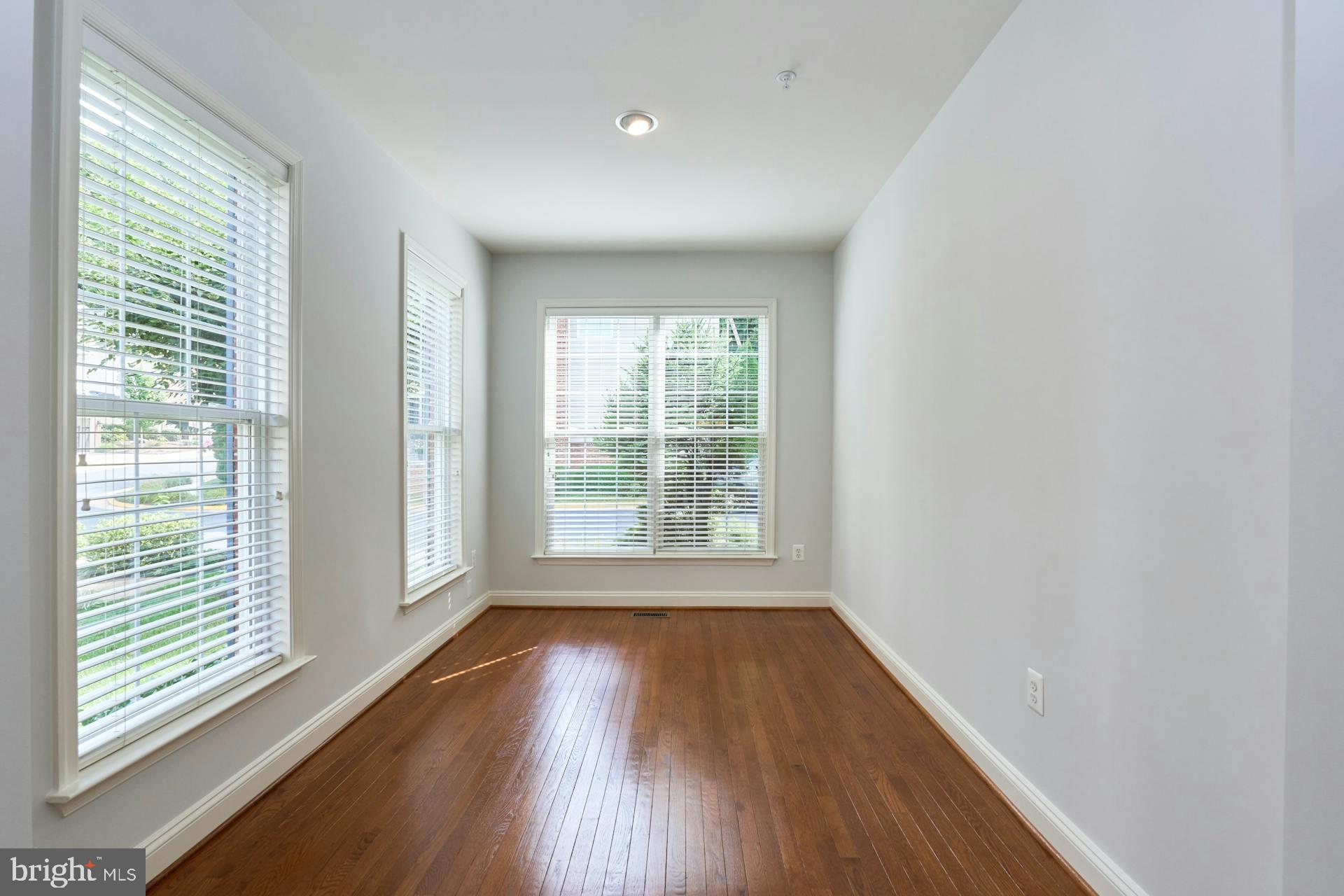 BARRISTER'S KEEPE - Residential