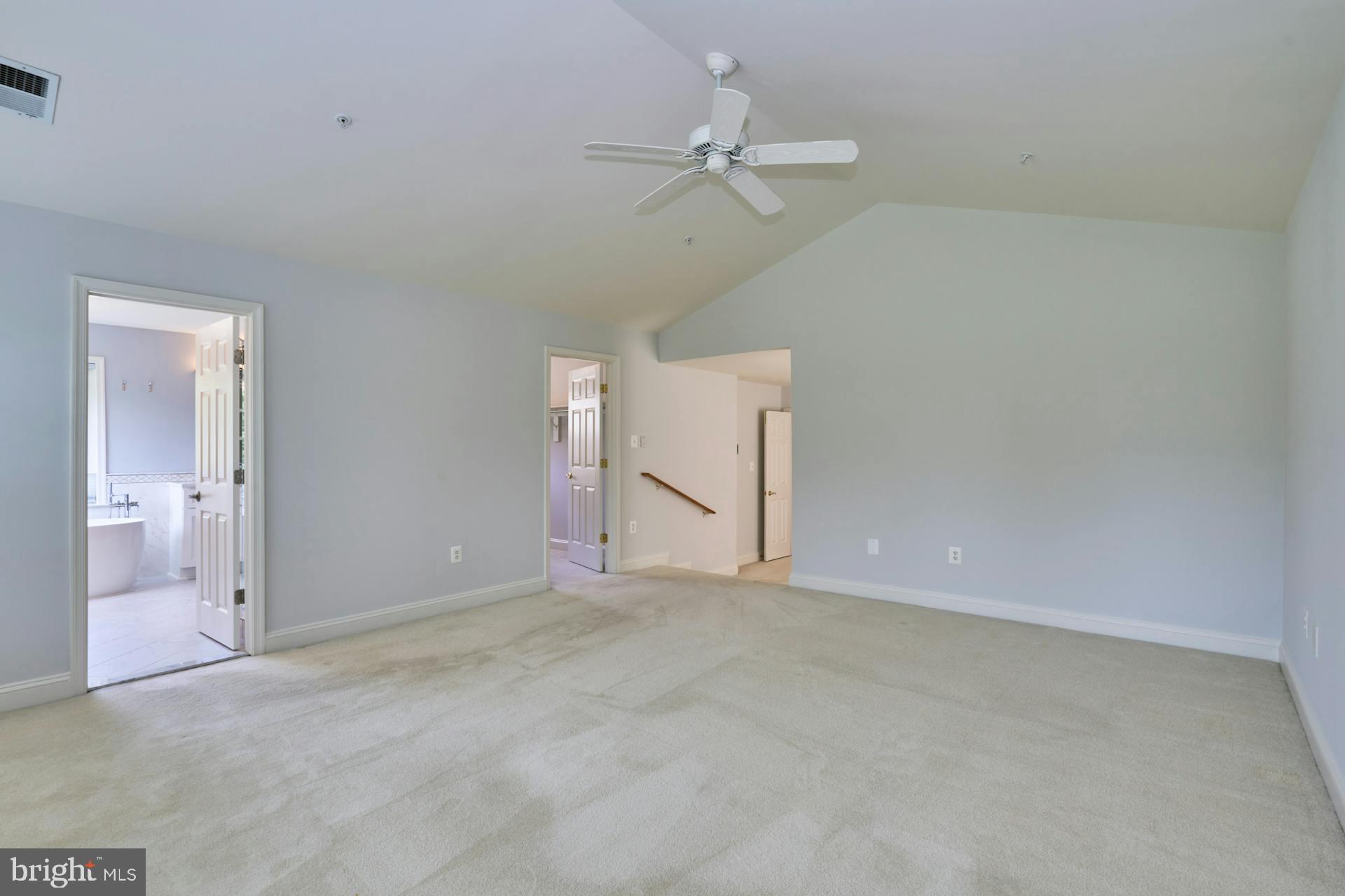 BARRISTER'S KEEPE - Residential