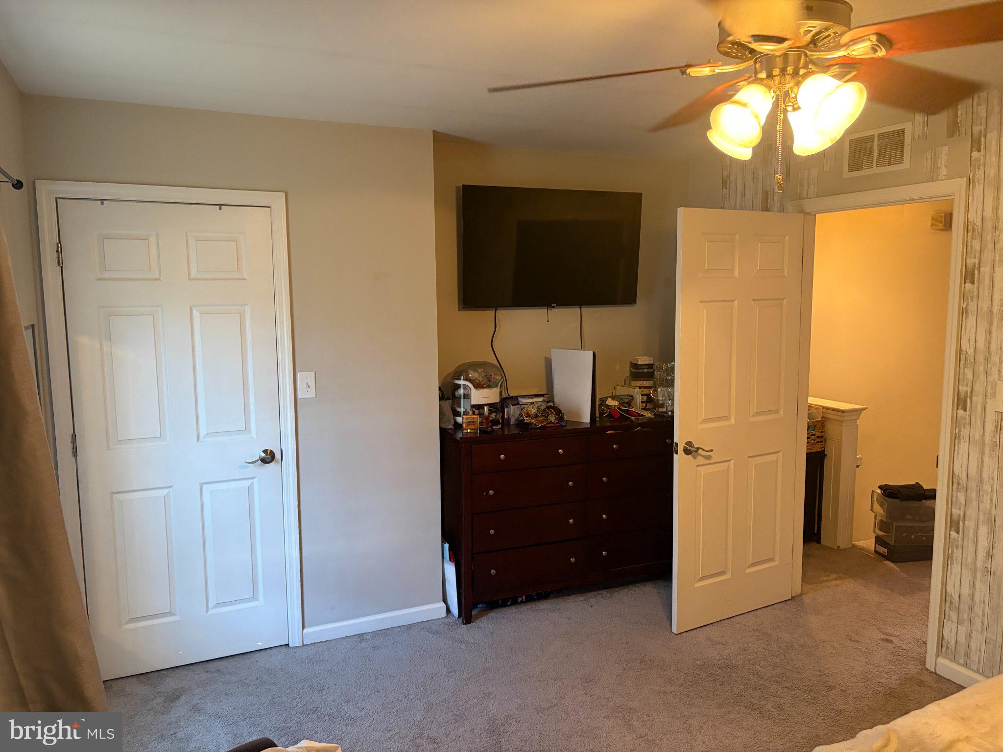 PENN CROSSING - Residential