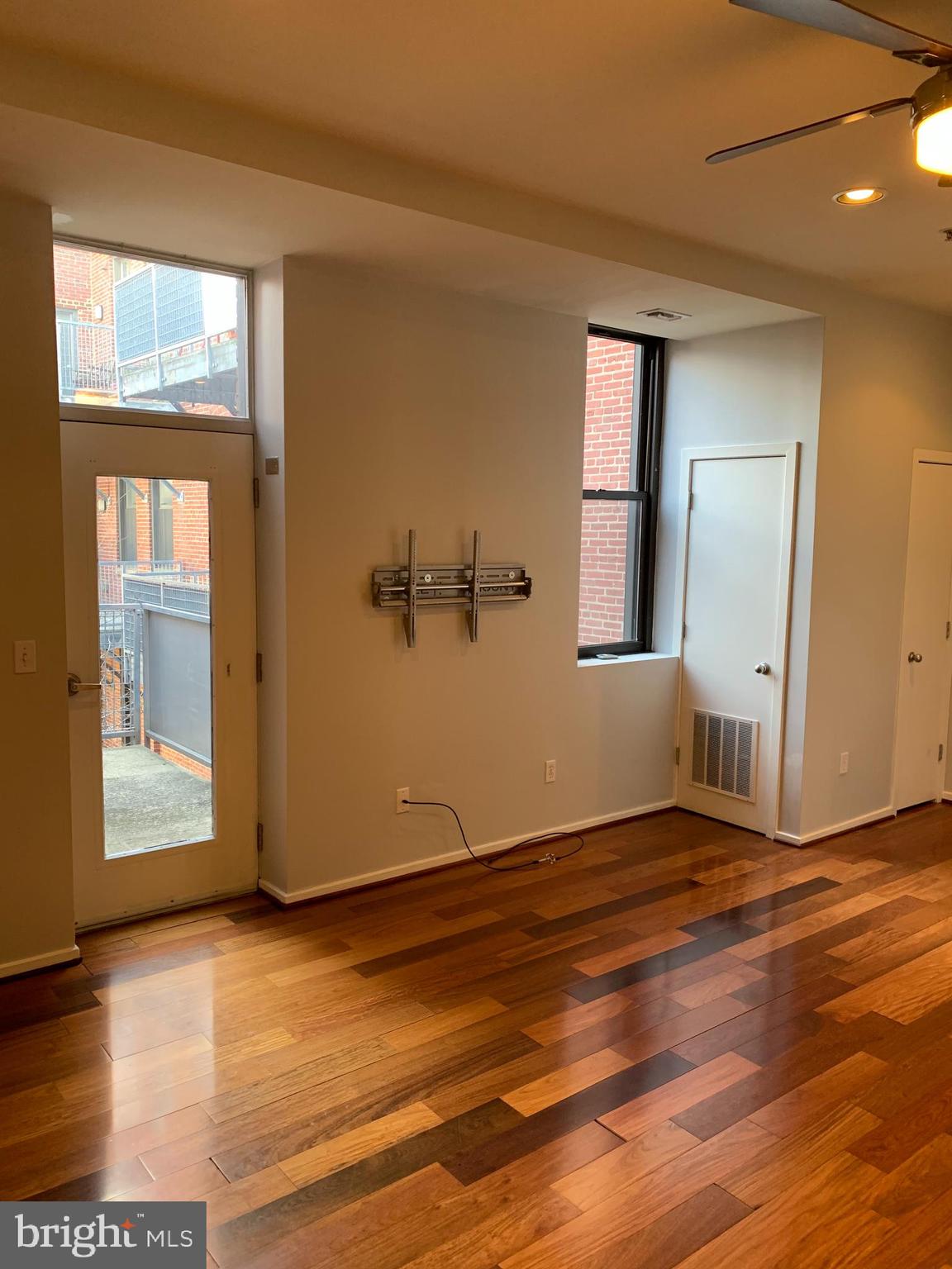 FEDERAL HILL HISTORIC DISTRICT - Residential Lease