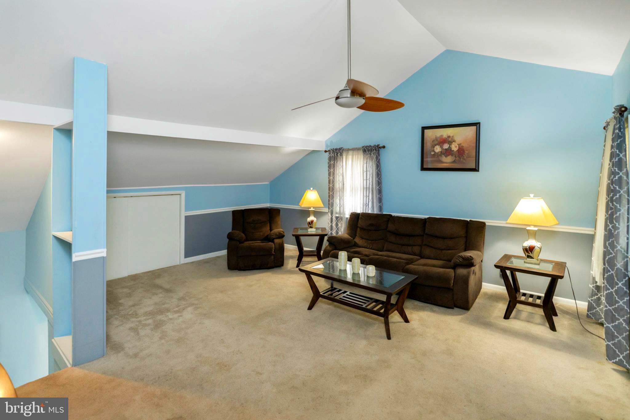 JENKINTOWN - Residential