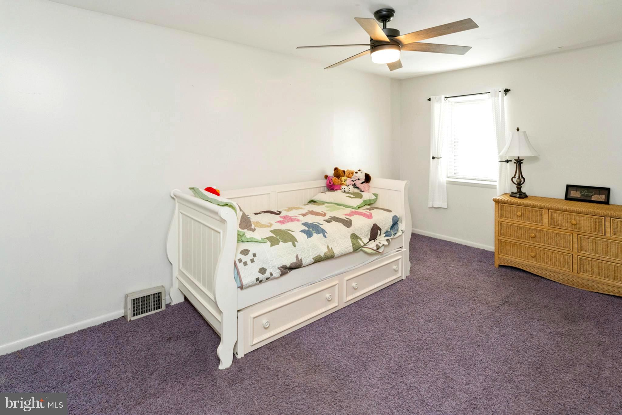 JENKINTOWN - Residential