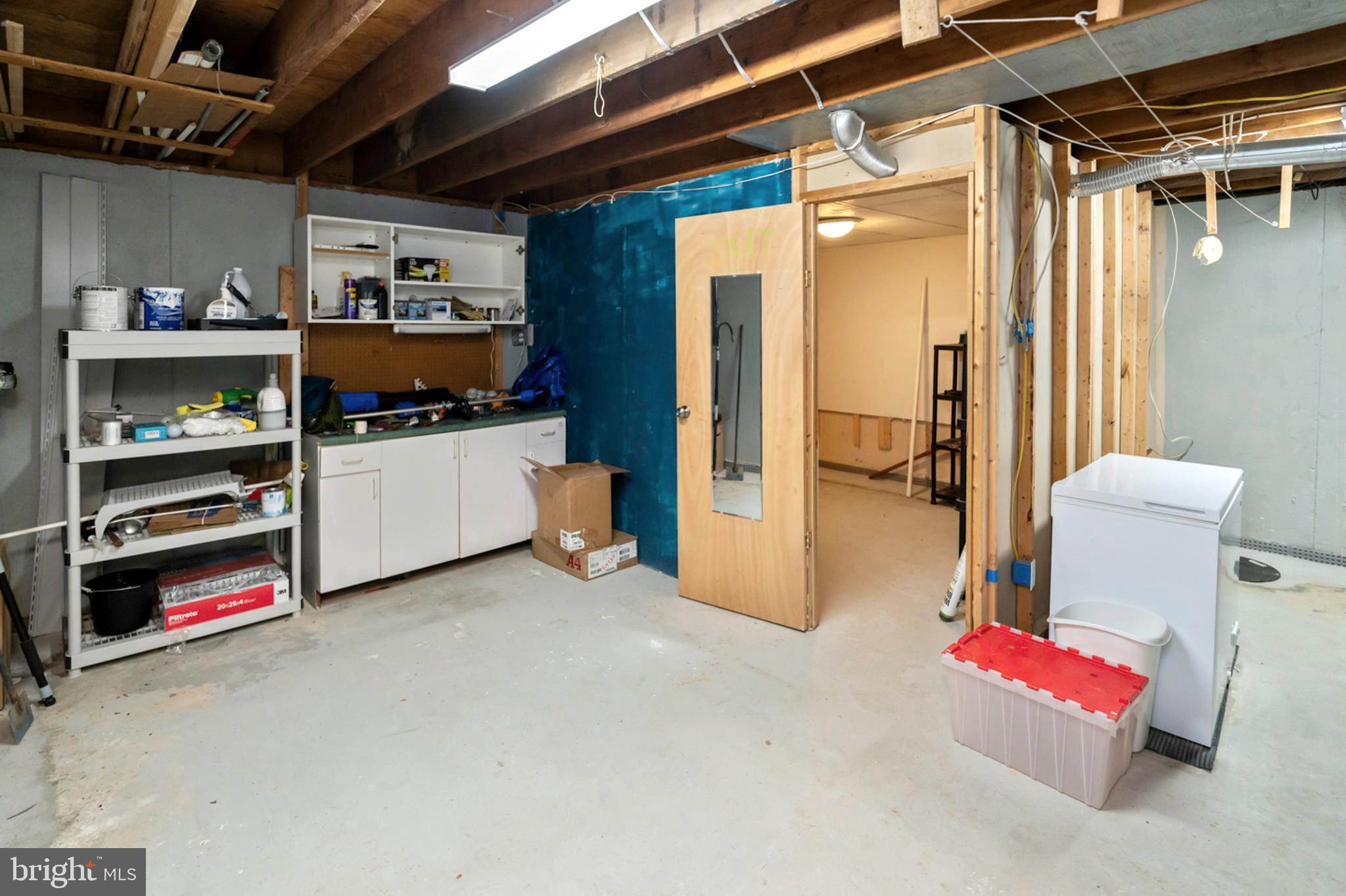 JENKINTOWN - Residential