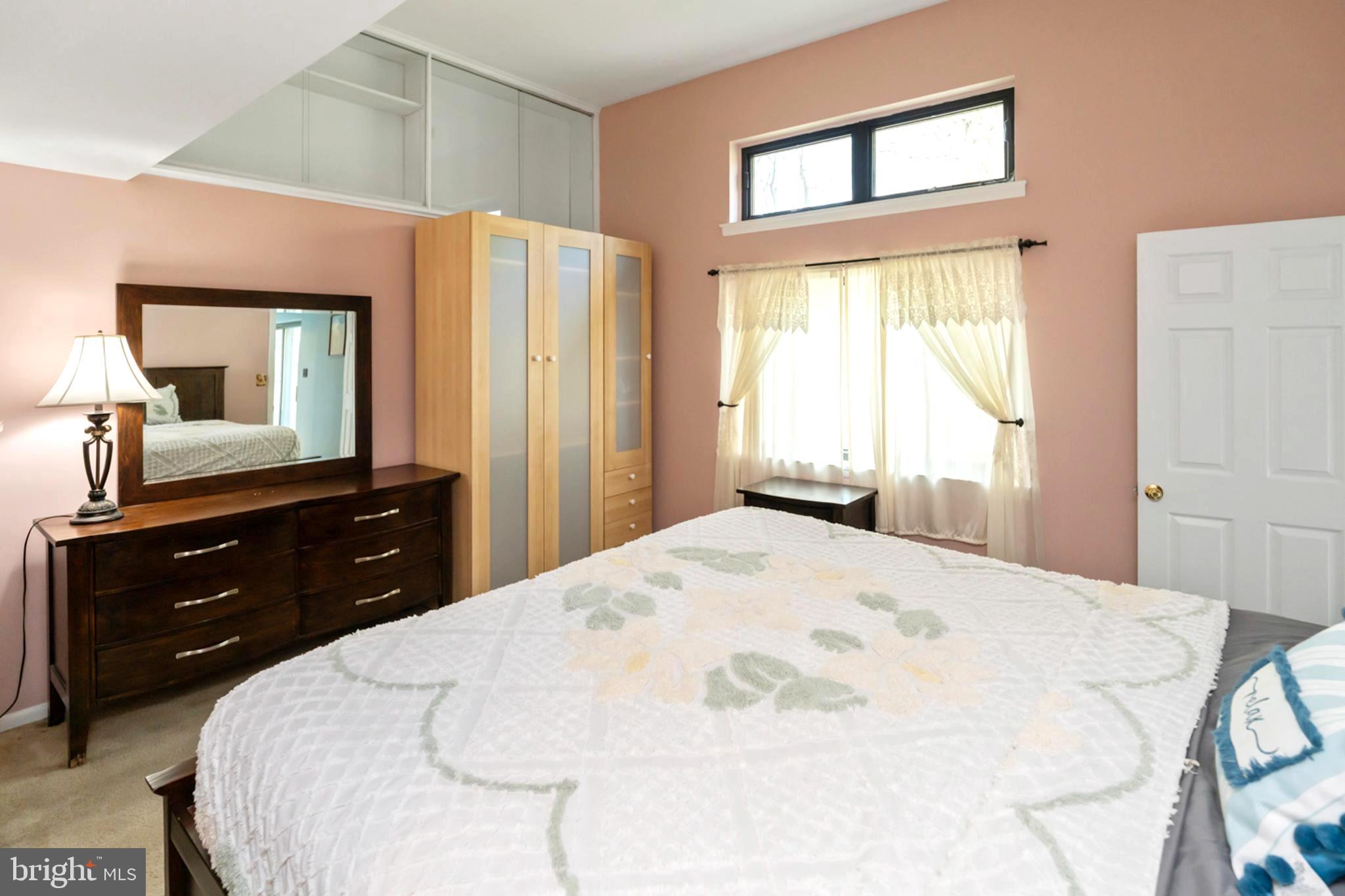 JENKINTOWN - Residential