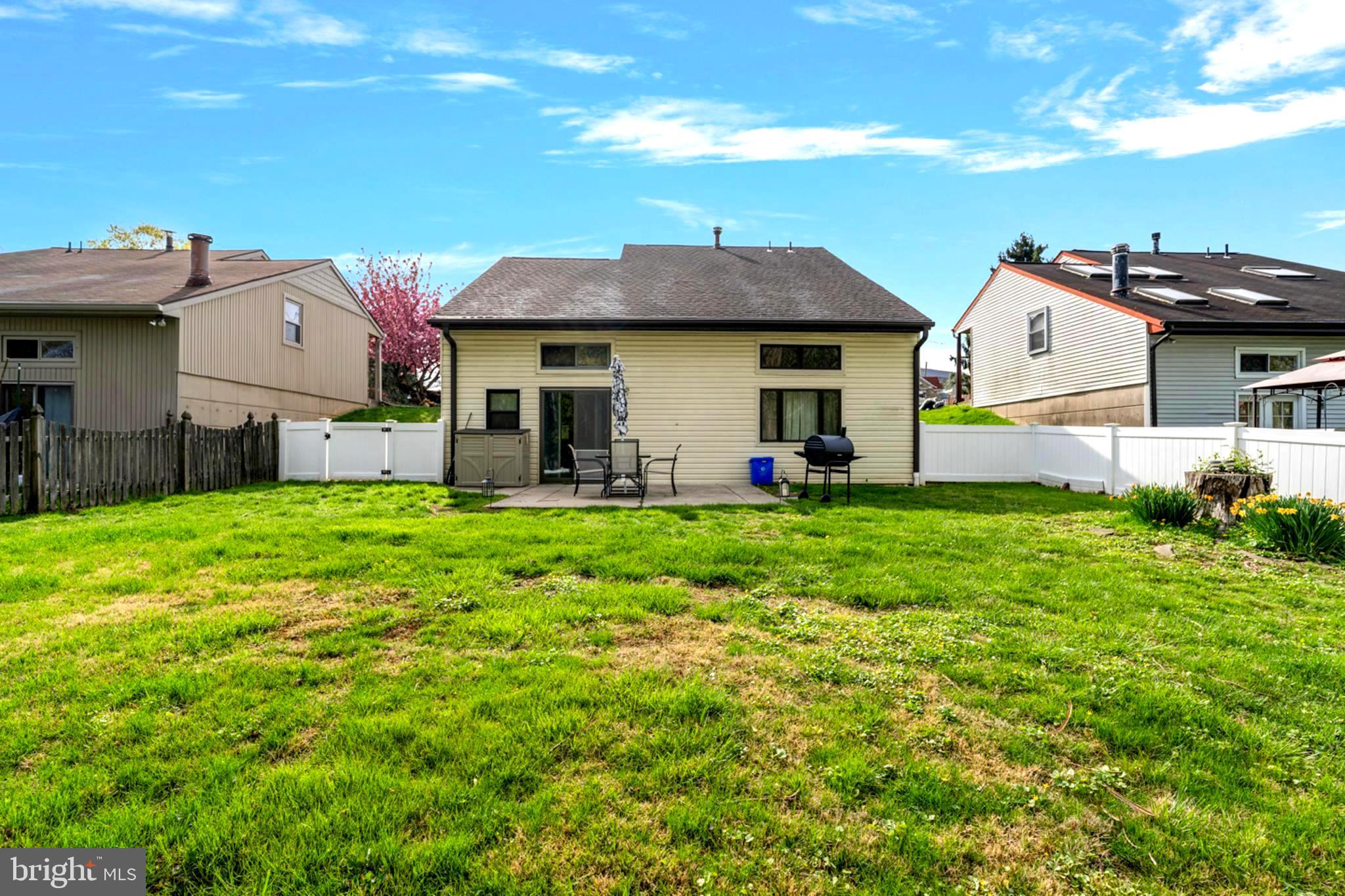 JENKINTOWN - Residential