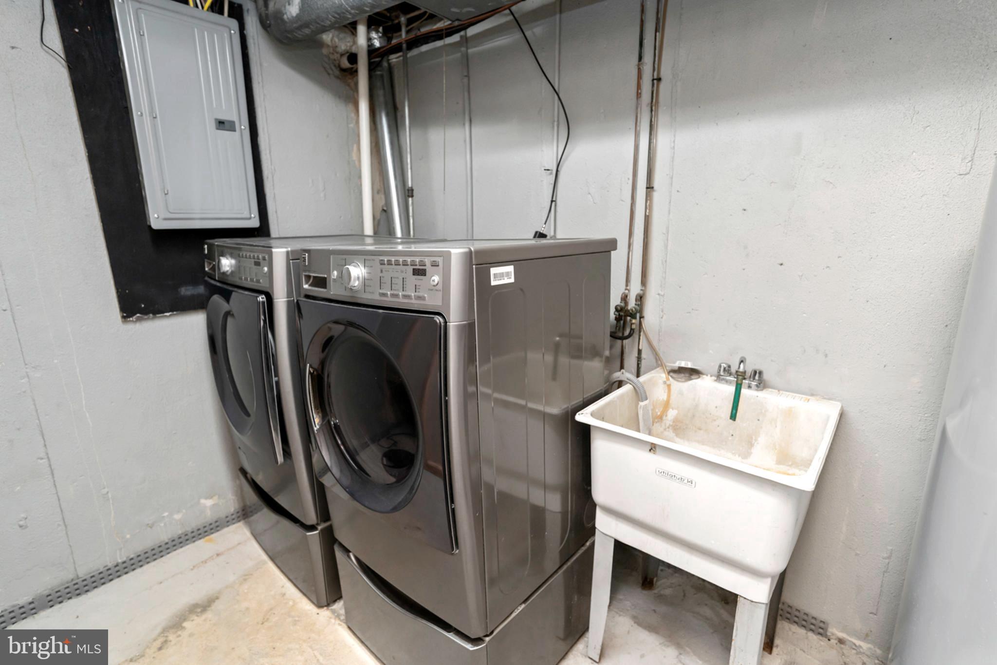 JENKINTOWN - Residential