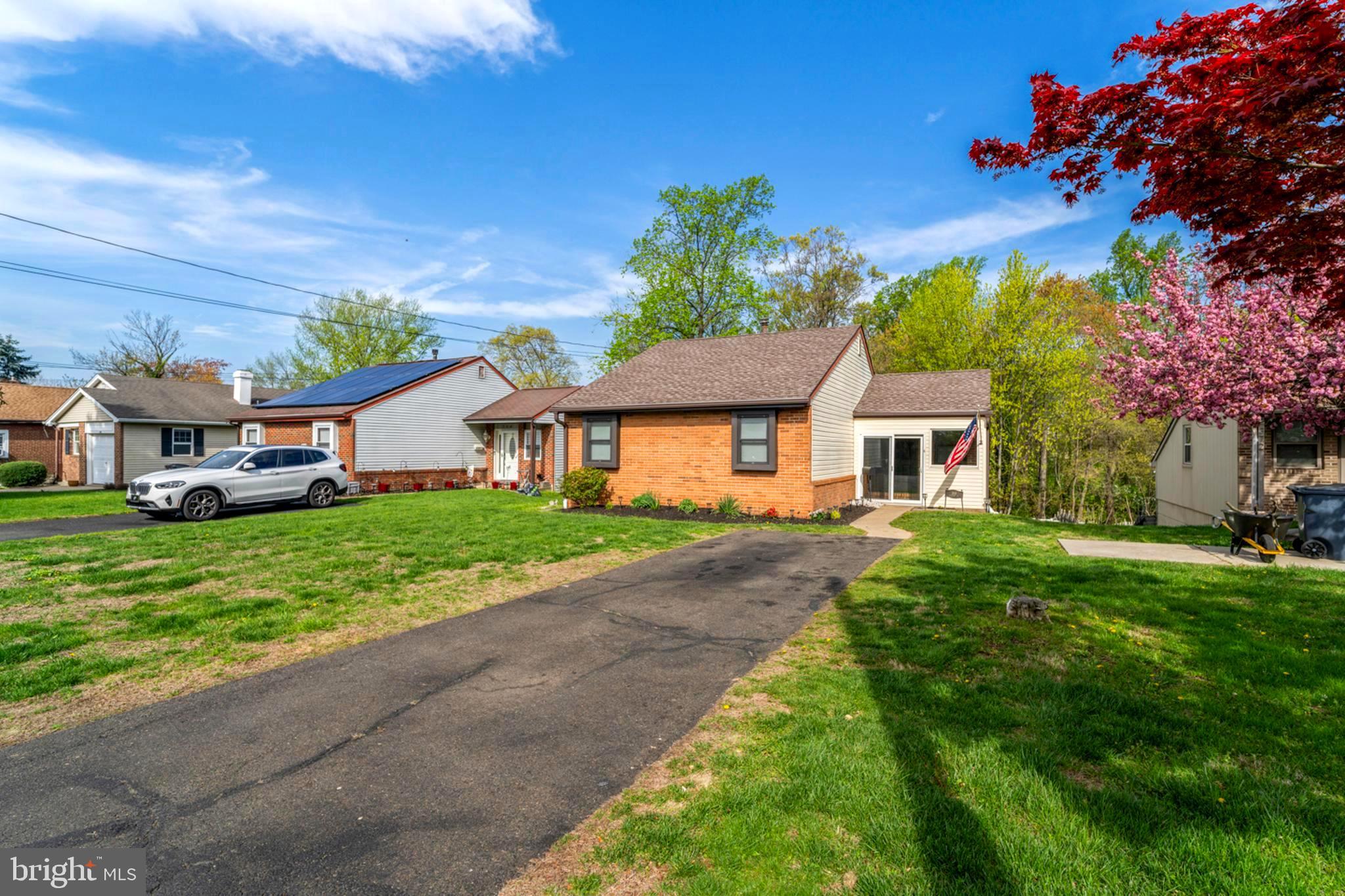 JENKINTOWN - Residential