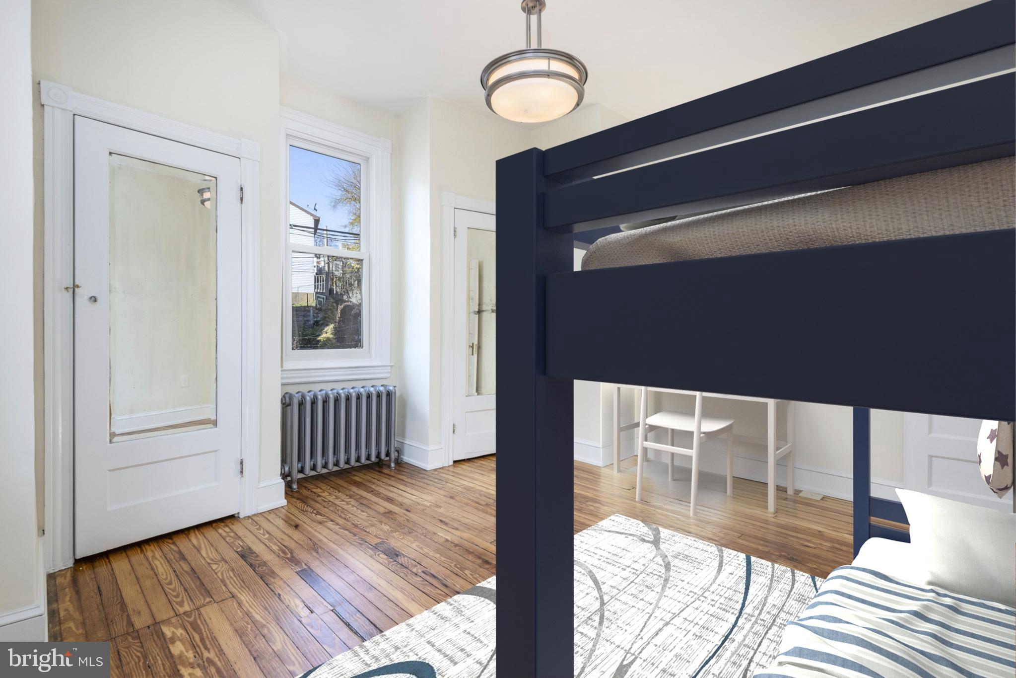 EAST FALLS - Residential