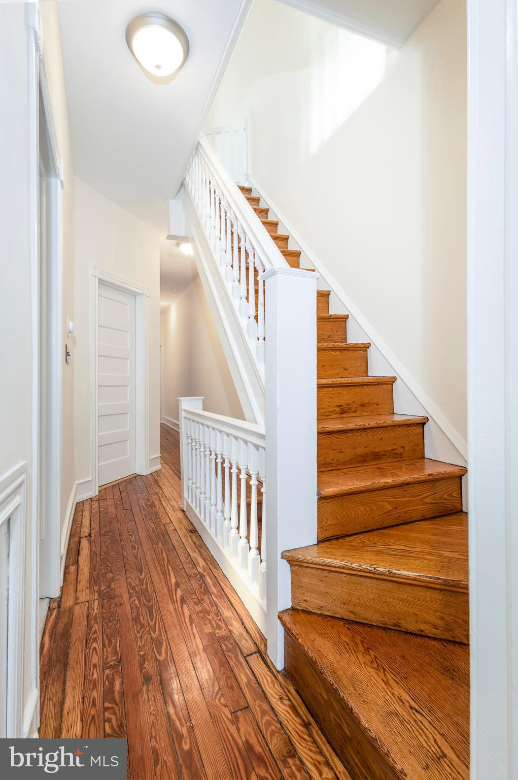 EAST FALLS - Residential