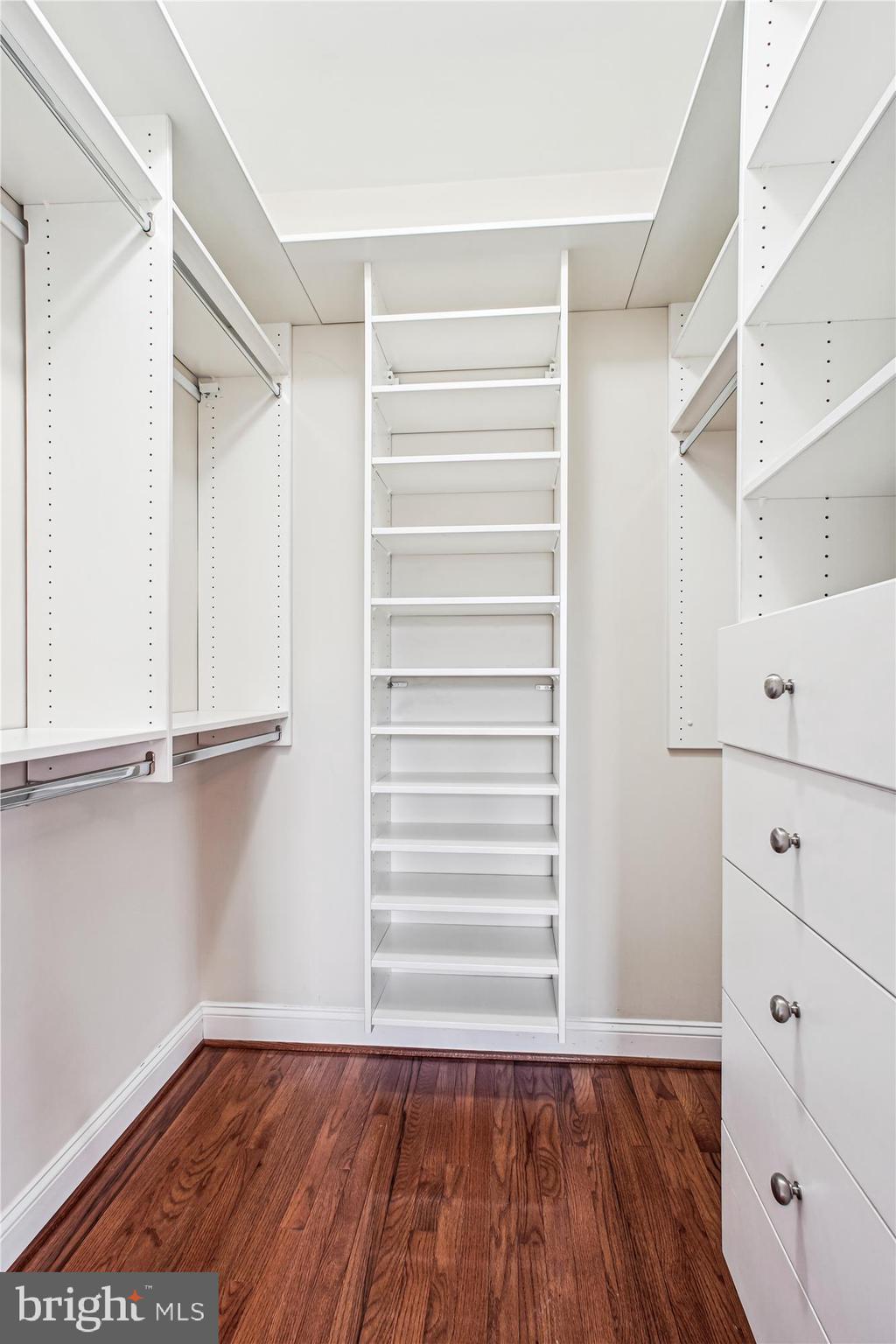 HUNTINGTON TERRACE - Residential