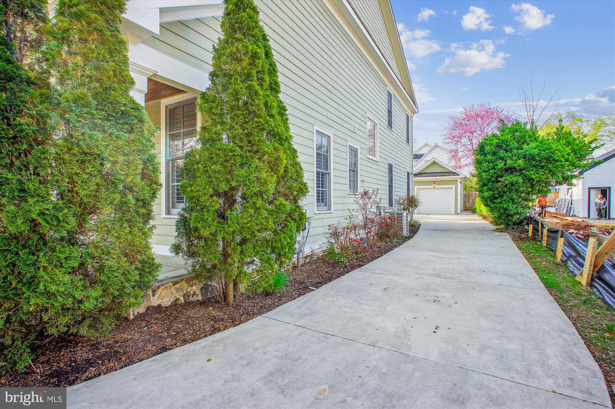 HUNTINGTON TERRACE - Residential