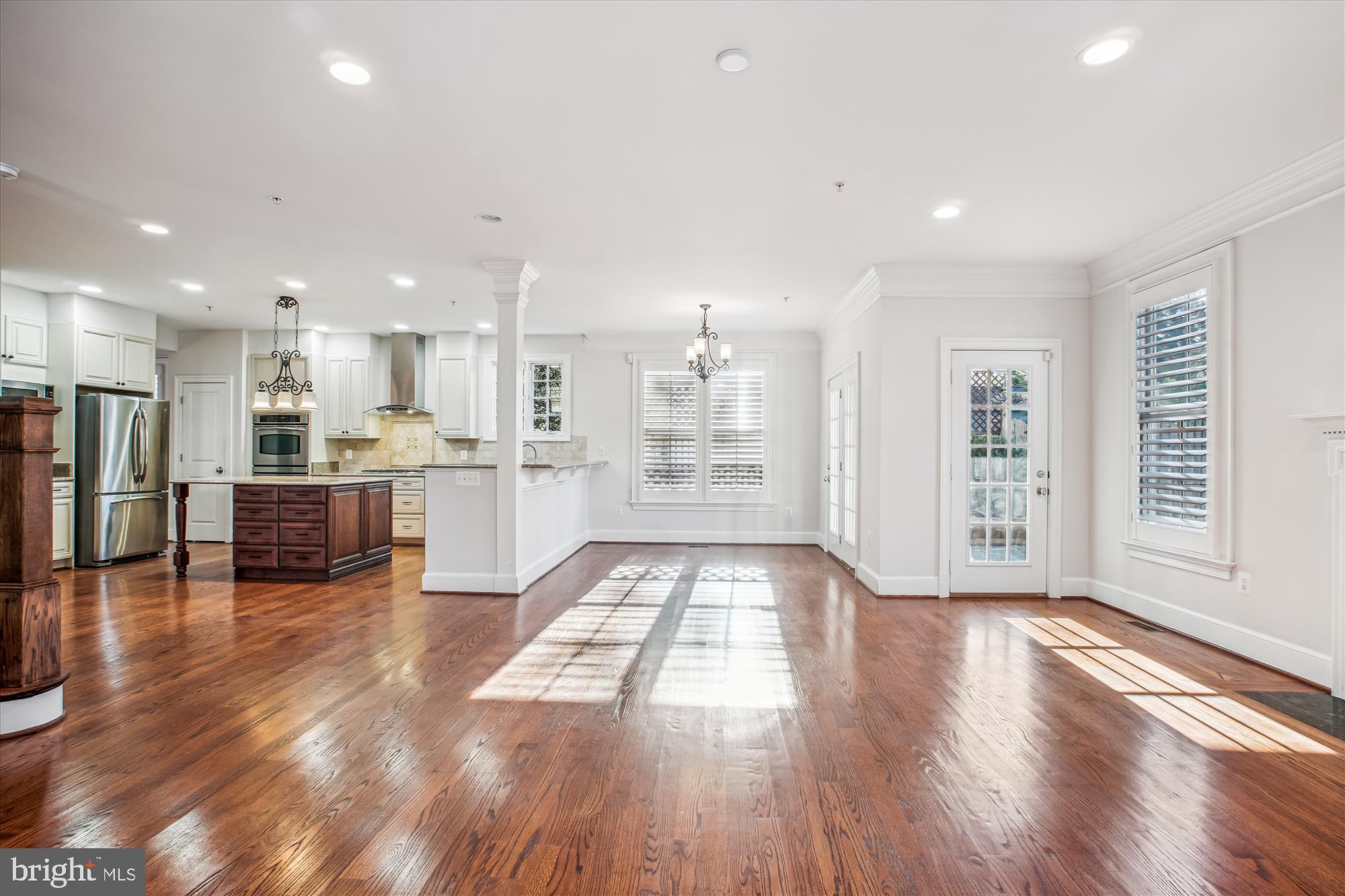 HUNTINGTON TERRACE - Residential