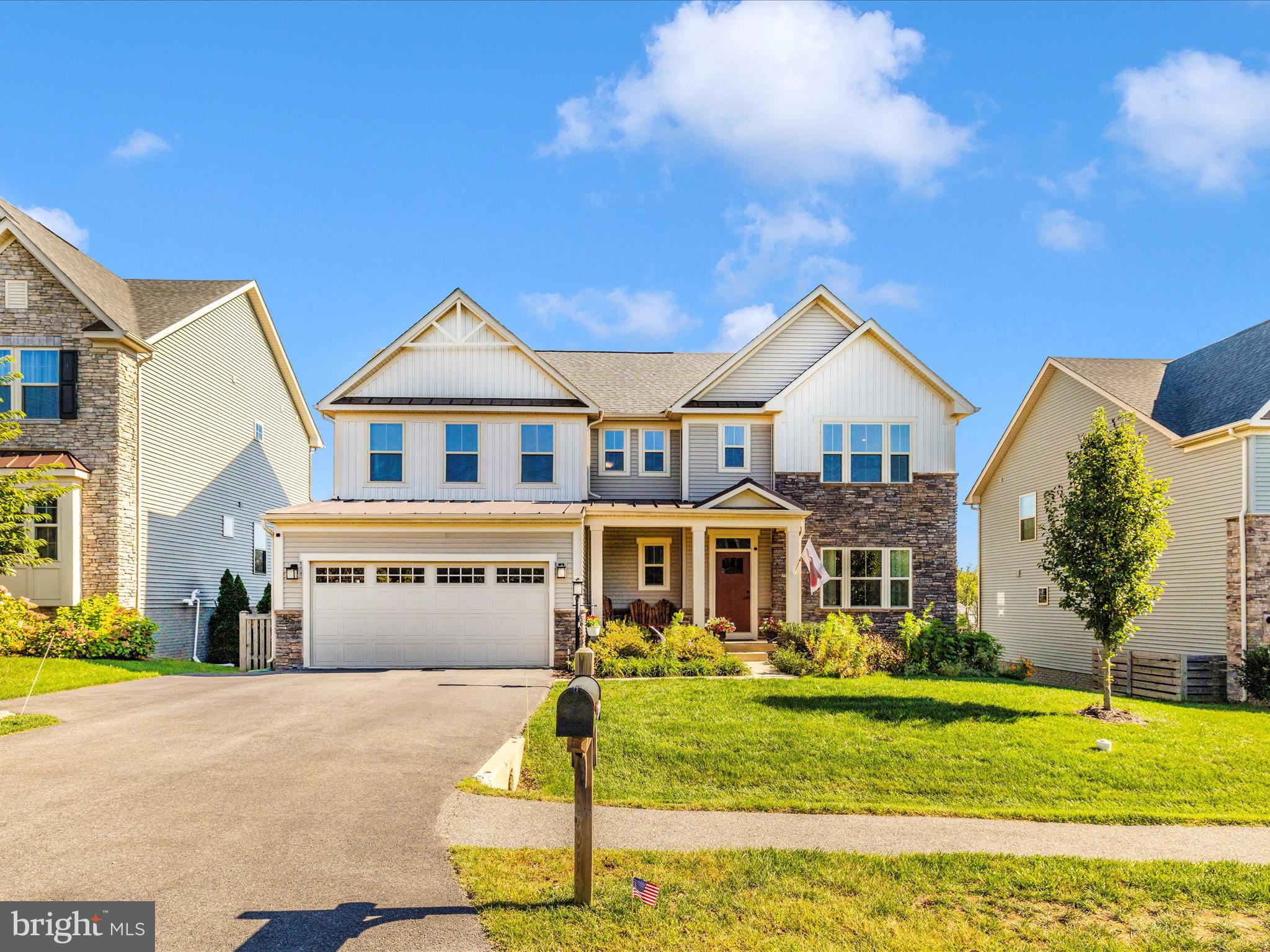 EAGLEHEAD WOODRIDGE - Residential