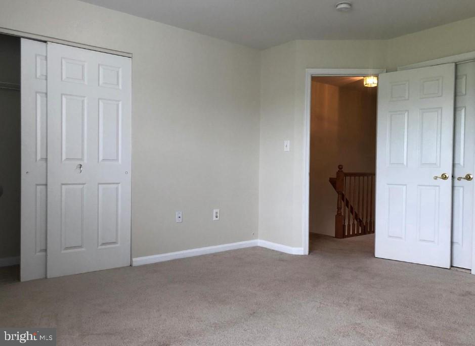 SHERBROOKE CONDO - Residential Lease