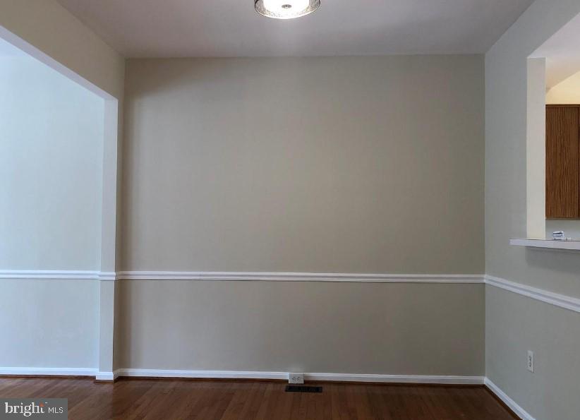 SHERBROOKE CONDO - Residential Lease