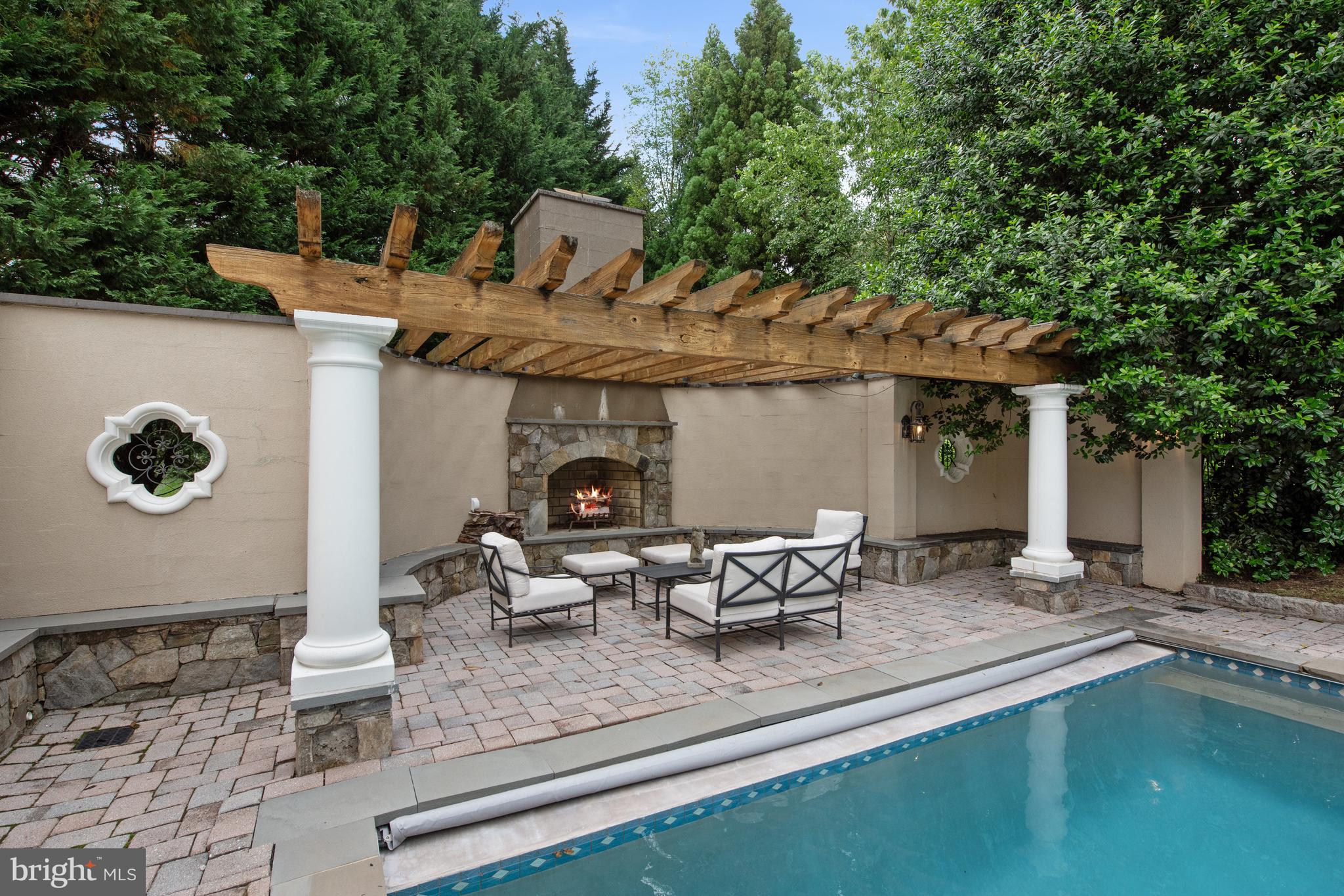 FOSTER - Residential