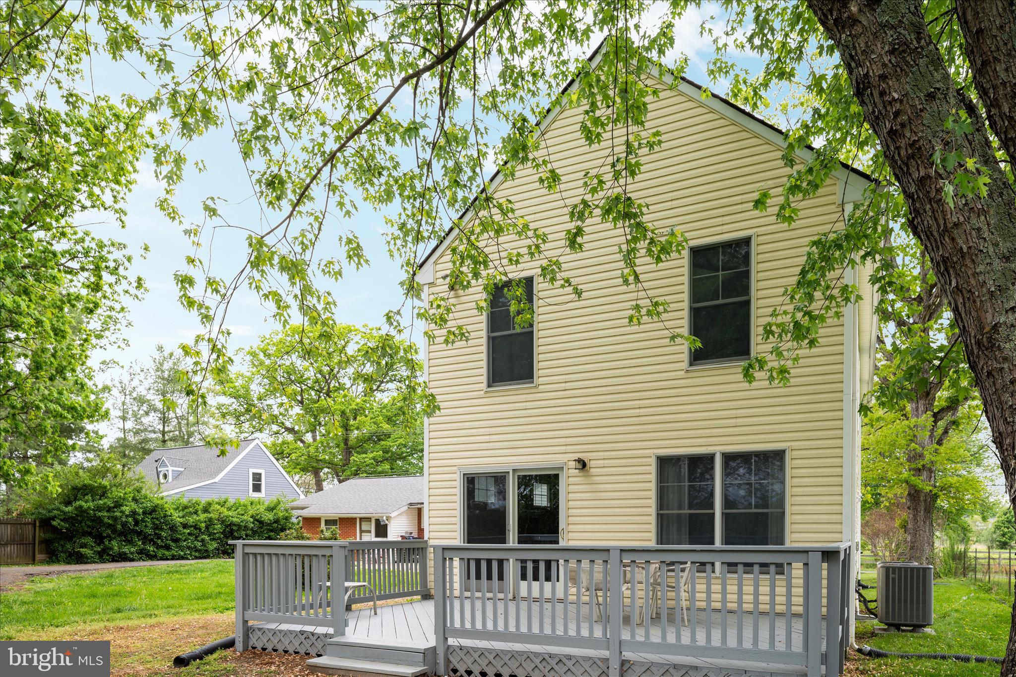 RUSSELL FARM - Residential
