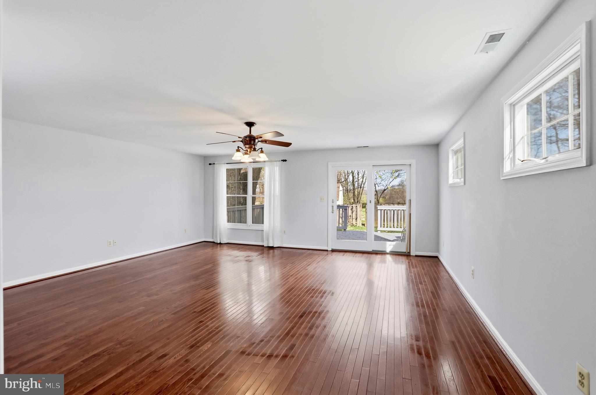 RUSSELL FARM - Residential