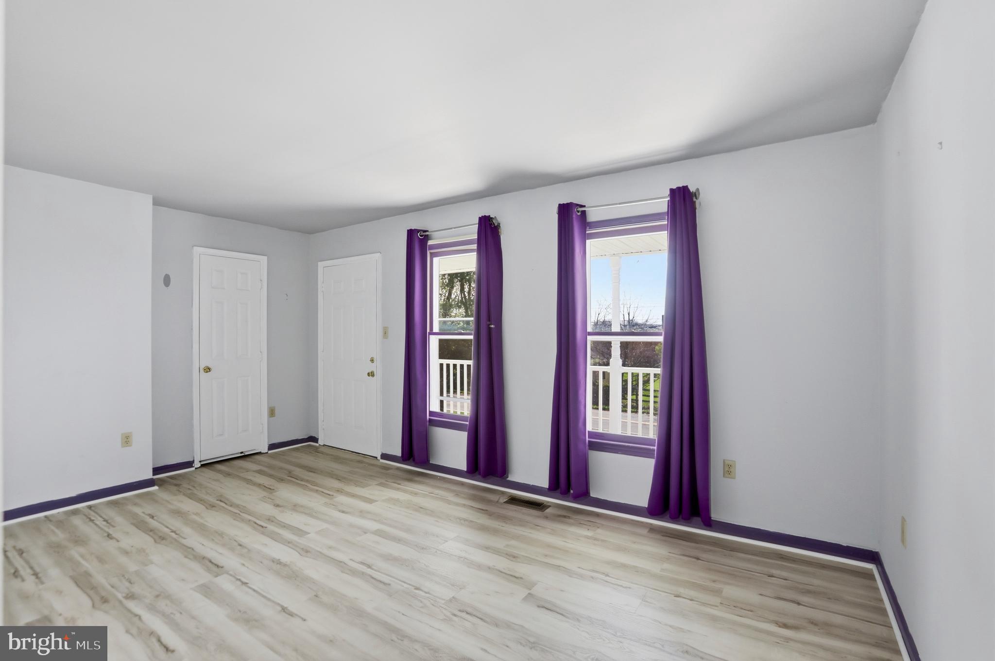 RUSSELL FARM - Residential