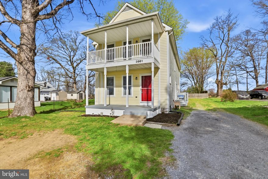 Welcome to this charming 4-bedroom, 2.5-bath home in the heart of Marshall, Virginia, offering space, comfort, and a location that’s hard to beat. The home features a spacious addition with a large family room, perfect for gatherings, movie nights, or hosting friends and family, along with an expansive rear deck ideal for entertaining and making lasting memories 

Upstairs, you’ll find a versatile open bonus room area, perfect for a playroom, home office, reading nook, or second living space to fit your lifestyle needs.

Enjoy peaceful mornings or relaxing evenings from the private deck off the primary bedroom, creating your own quiet retreat right at home 

Conveniently located just minutes from Interstate 66, this home offers easy access for commuters while still embracing small-town charm. You’re also close to Marshall’s Main Street, including local favorite The Whole Ox—recently featured by Guy Fieri in Guys Grocery Games, plus additional shops, dining, and community events that make Marshall such a special place to live 

This home combines flexible living space, inviting outdoor areas, and a prime location in one of Fauquier County’s most desirable small towns.
