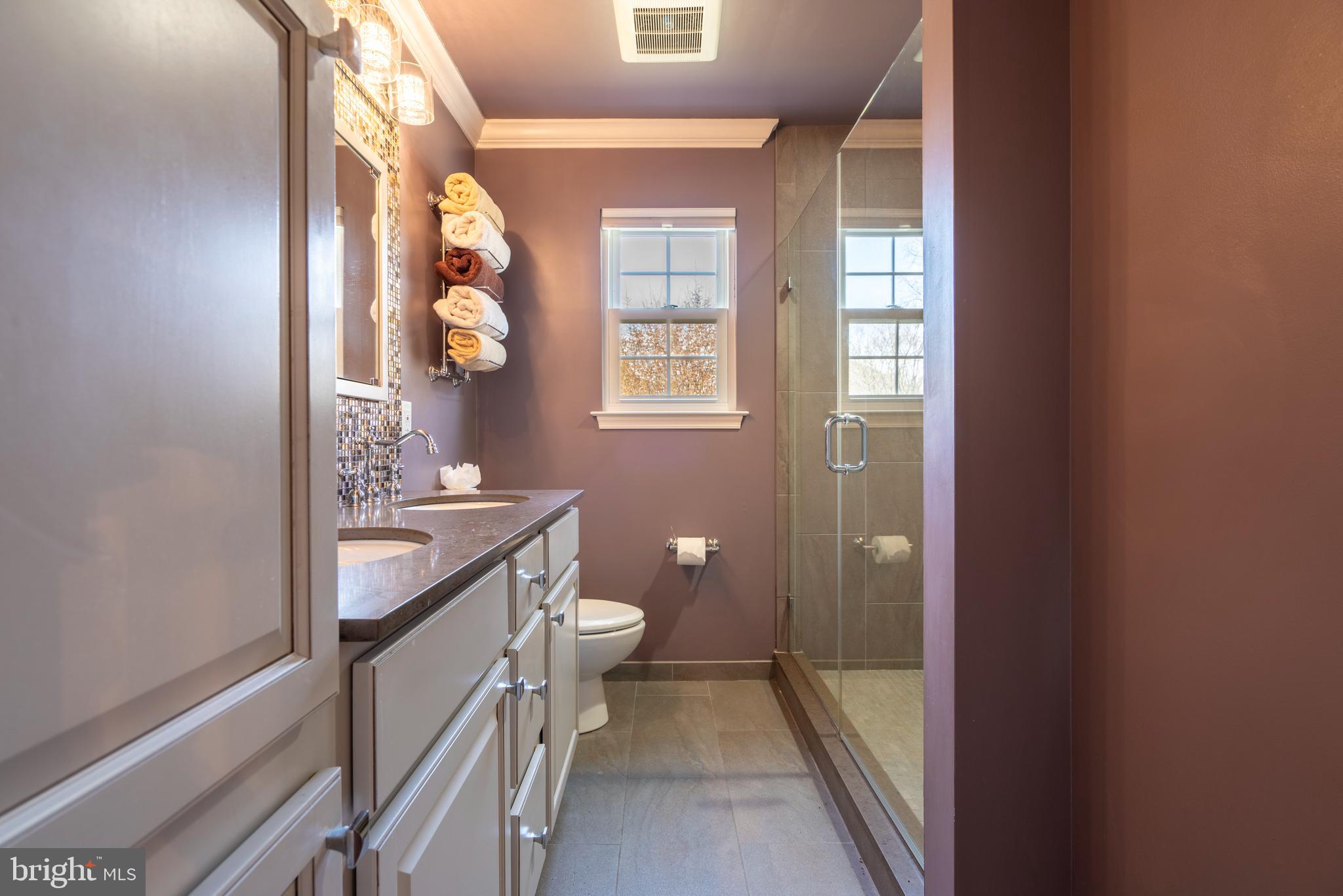 MONTGOMERY HOLLOW - Residential