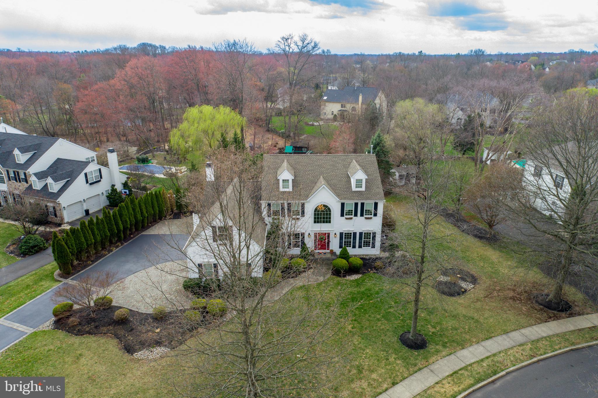 MONTGOMERY HOLLOW - Residential