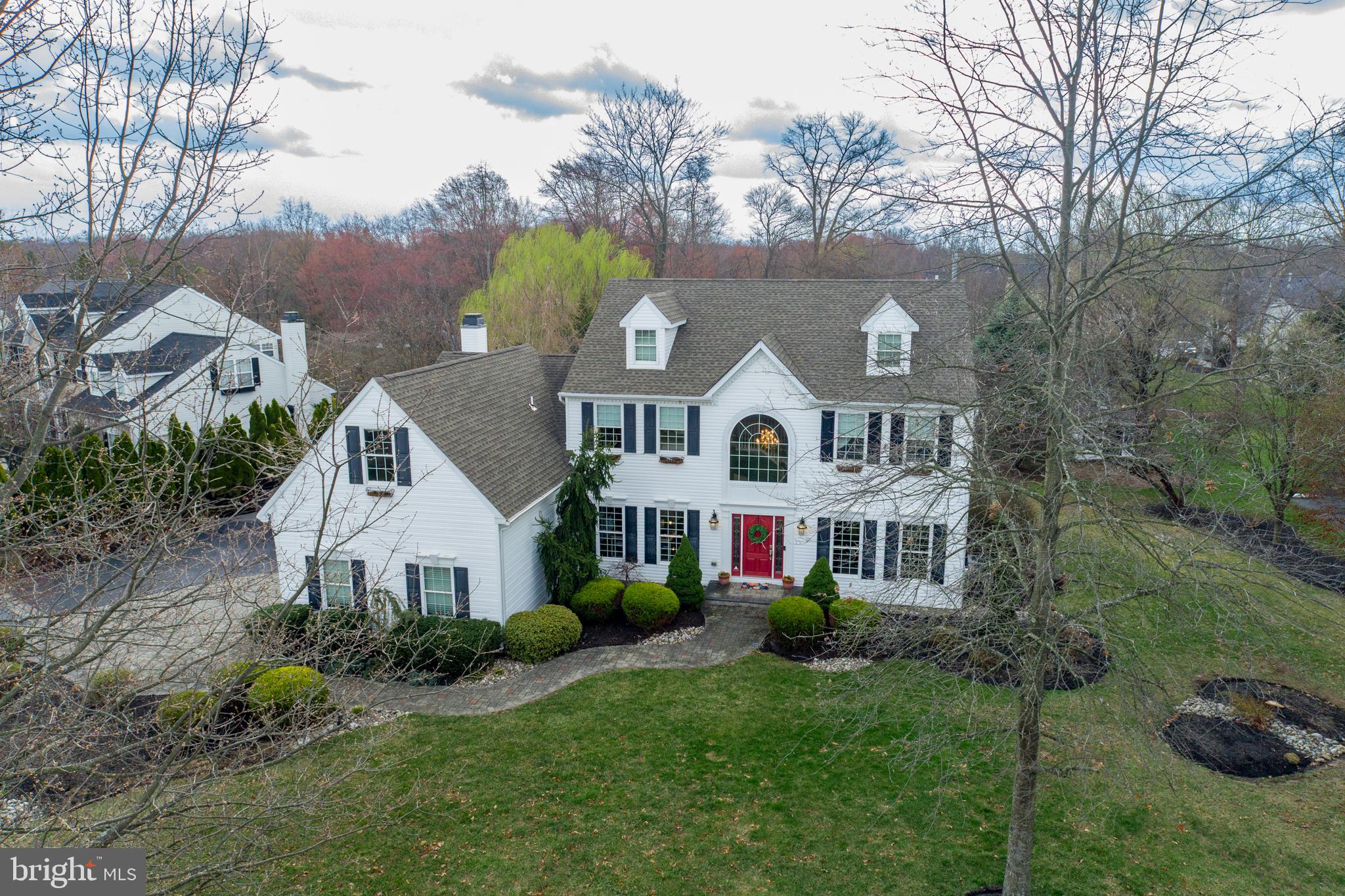 MONTGOMERY HOLLOW - Residential