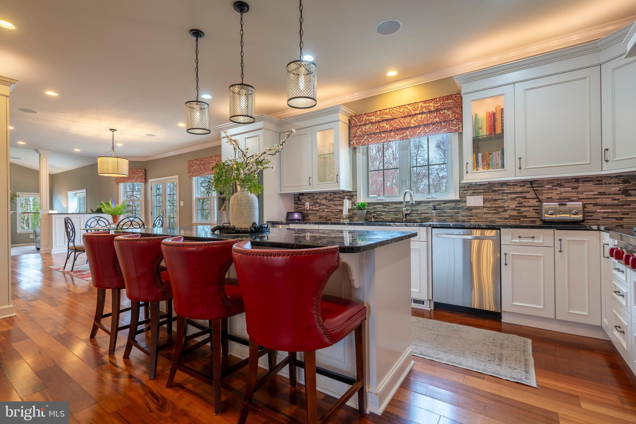 MONTGOMERY HOLLOW - Residential