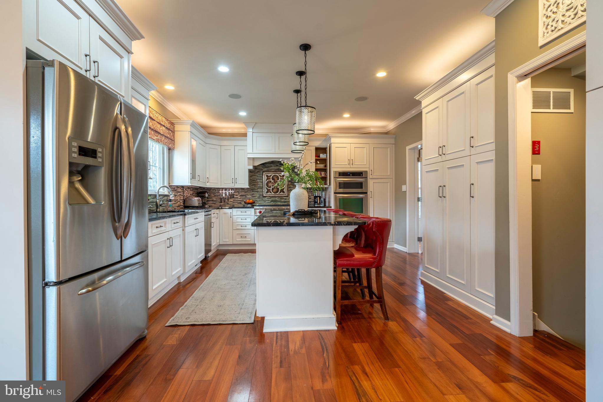 MONTGOMERY HOLLOW - Residential