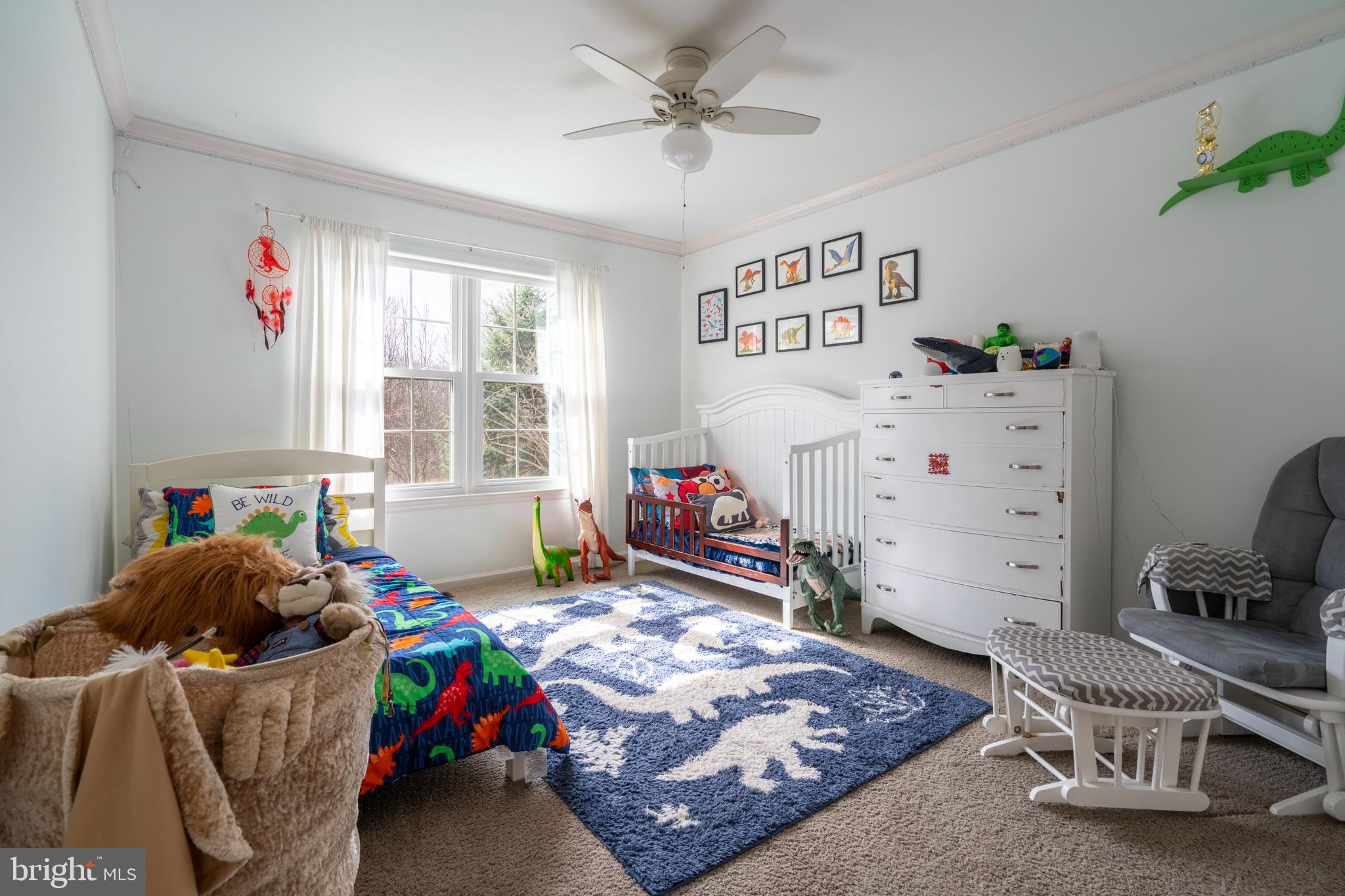 MONTGOMERY HOLLOW - Residential