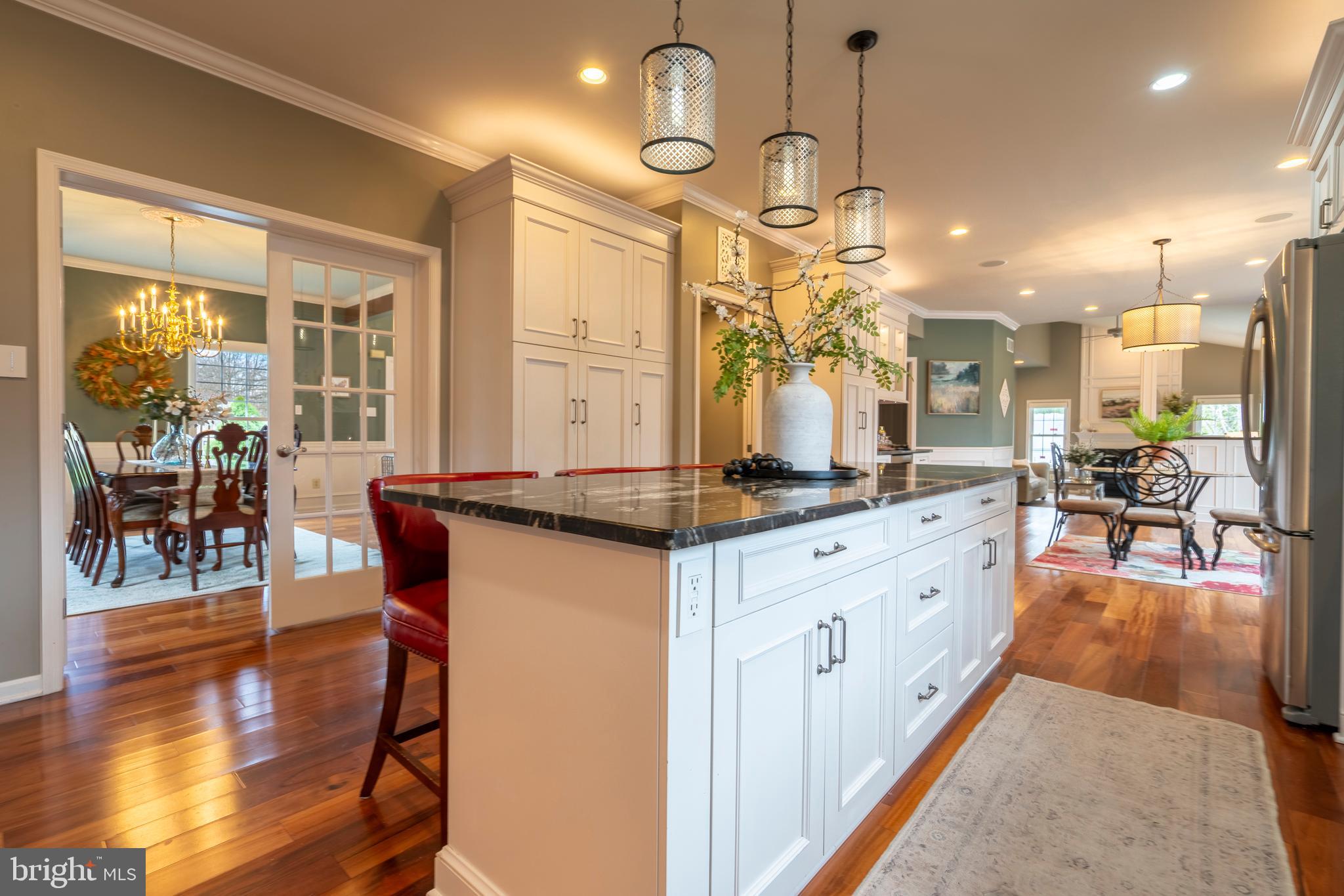 MONTGOMERY HOLLOW - Residential