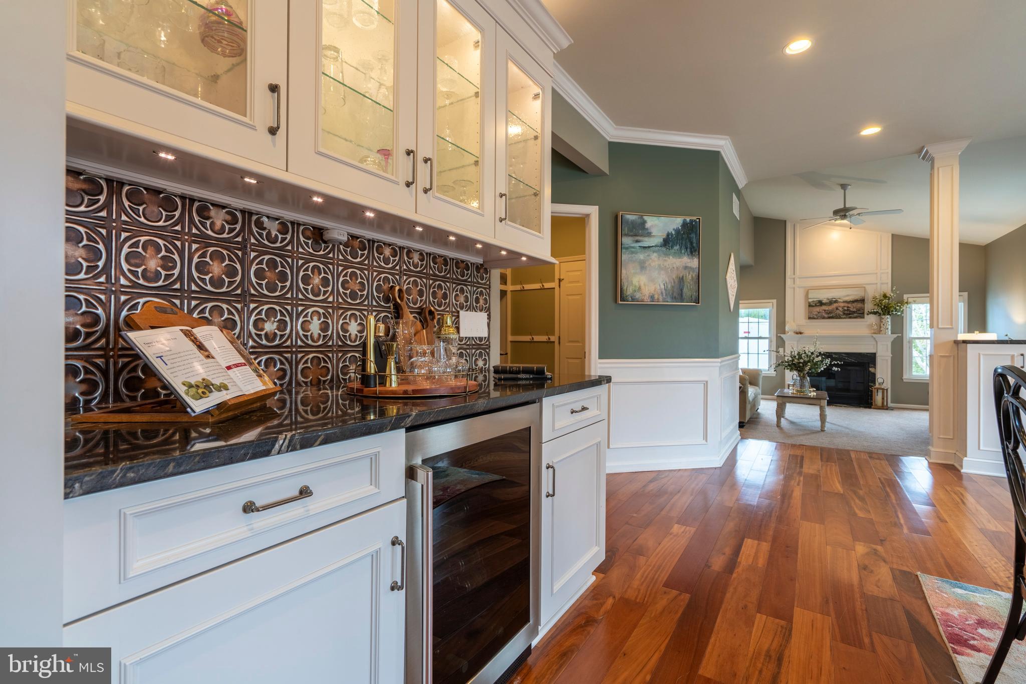 MONTGOMERY HOLLOW - Residential