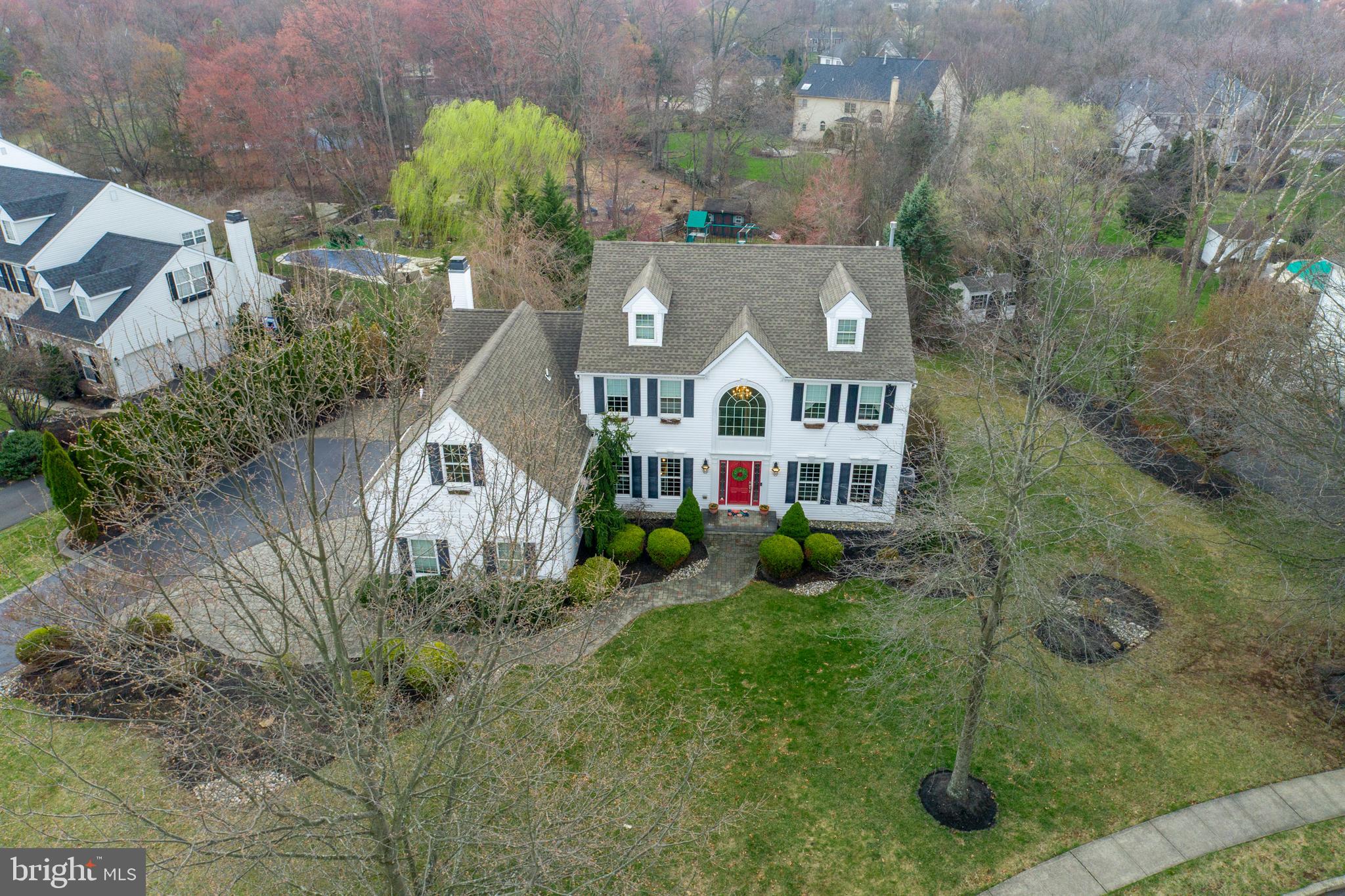 MONTGOMERY HOLLOW - Residential