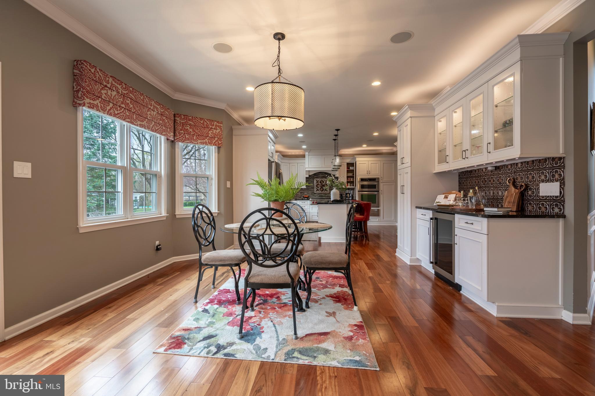 MONTGOMERY HOLLOW - Residential