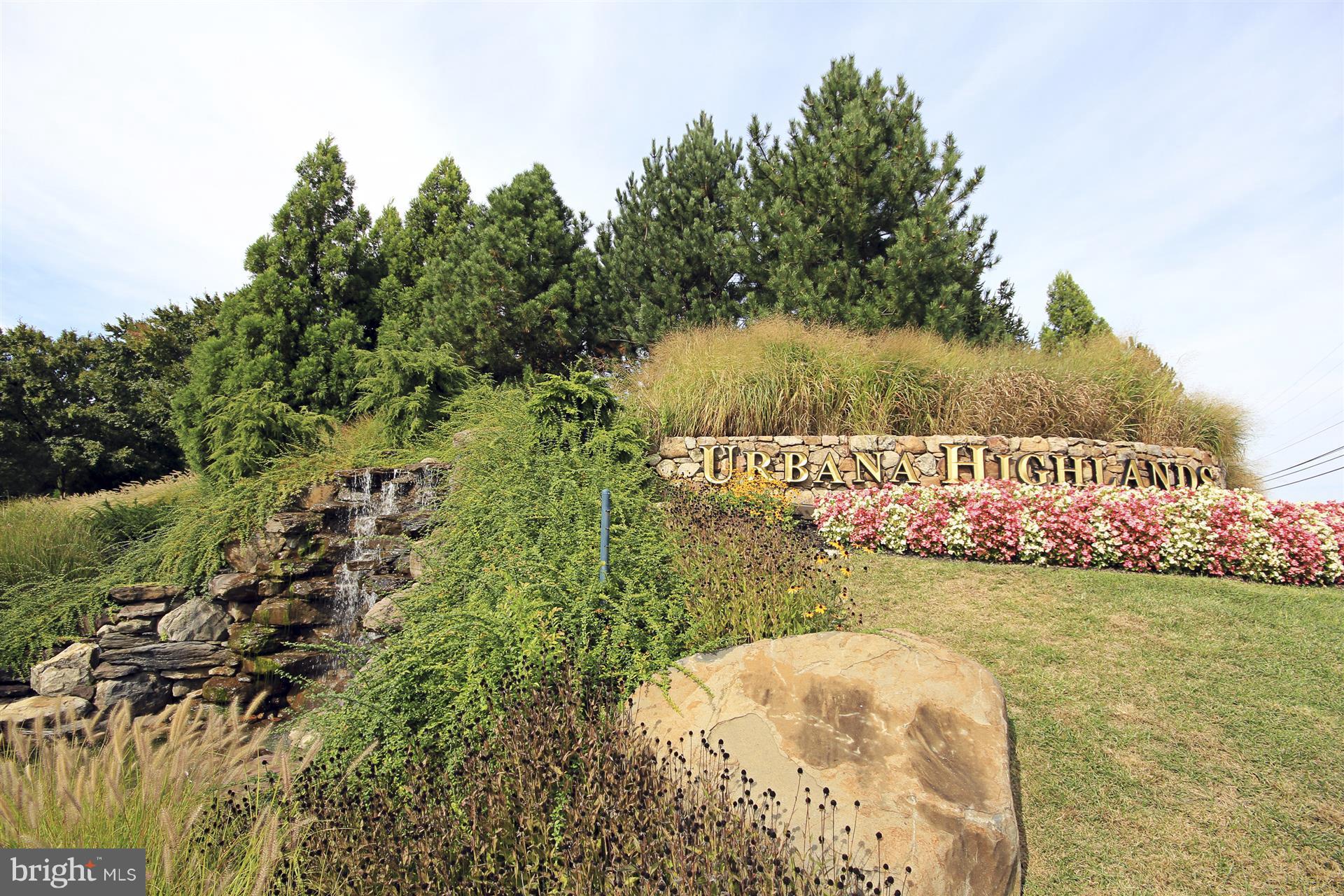 URBANA HIGHLANDS - Residential