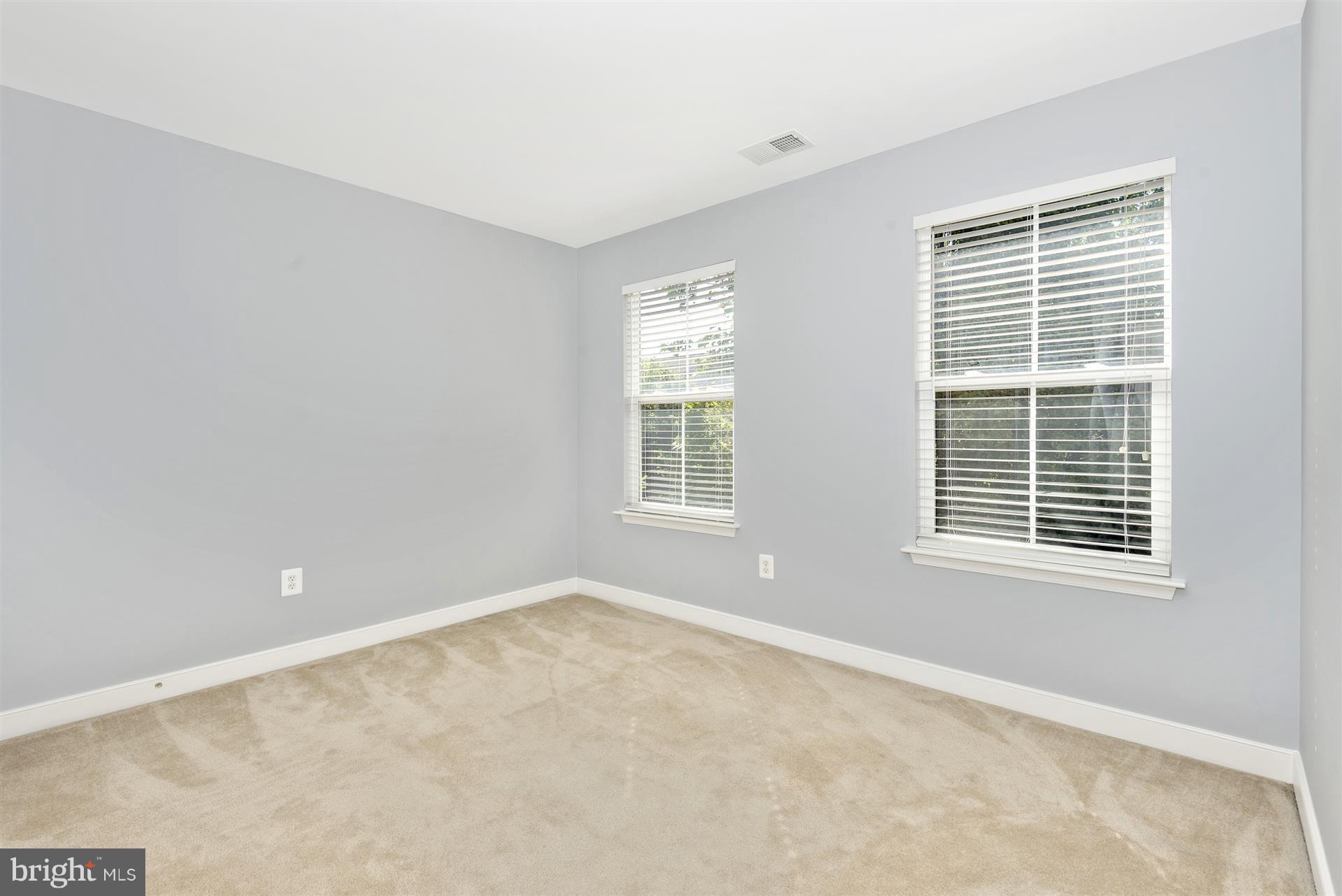 URBANA HIGHLANDS - Residential