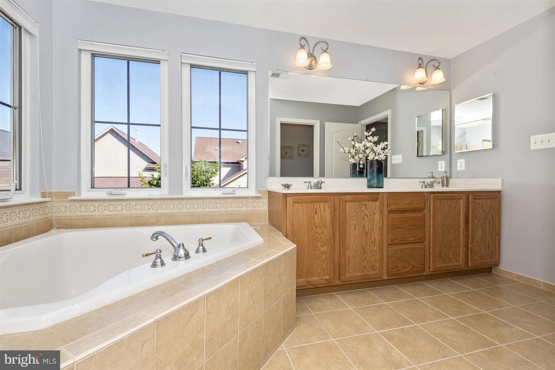 URBANA HIGHLANDS - Residential