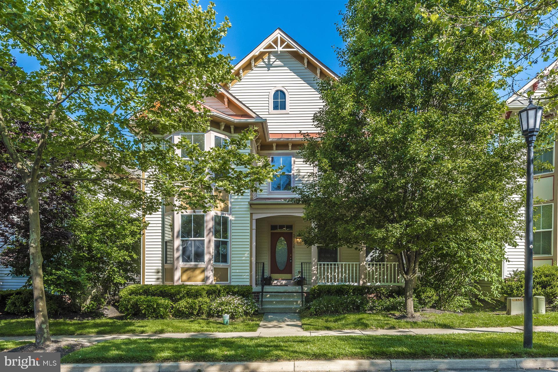 URBANA HIGHLANDS - Residential